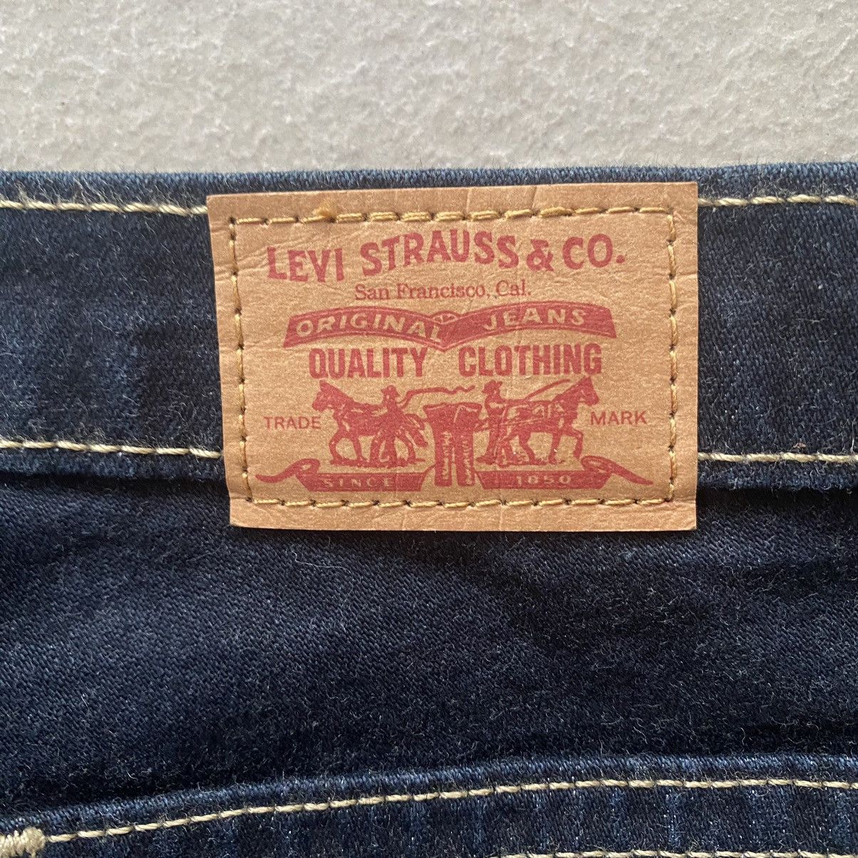 Levi’s bootcut bush pants stretchable jeans