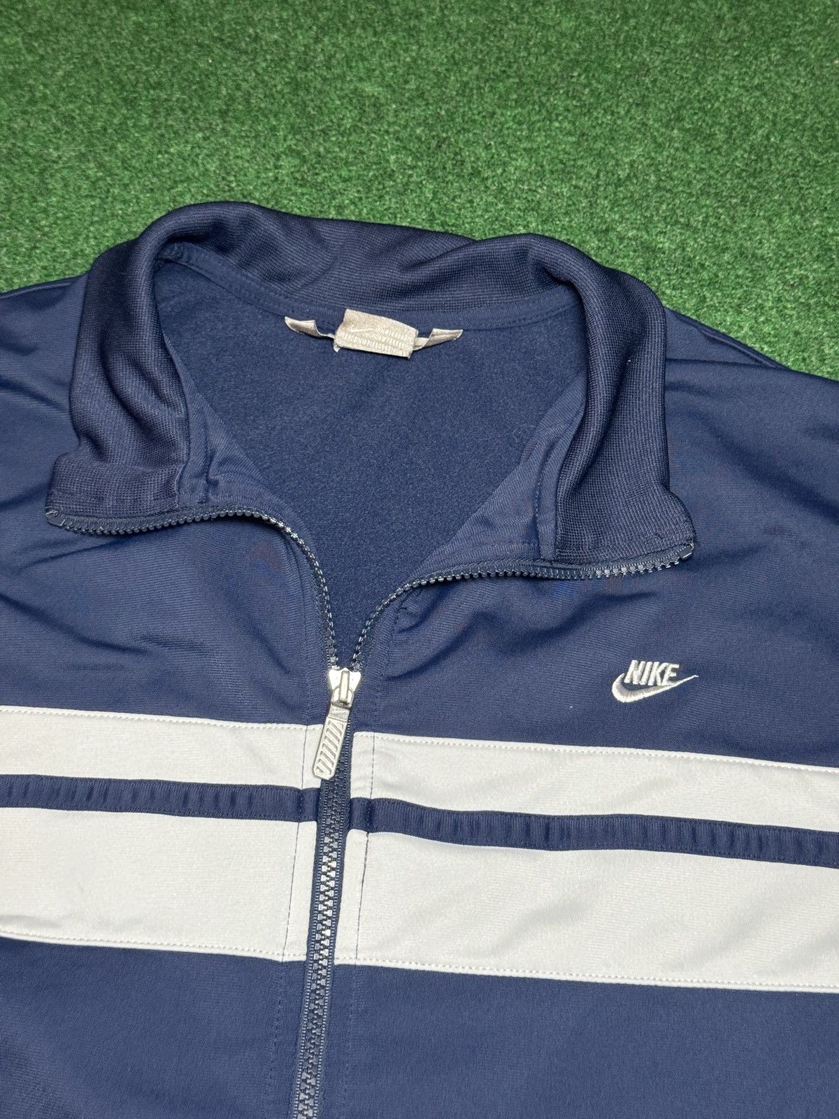 Nike Vintage Y2K Nike Gray Tag Full Zip Large Blue Track Jacket Size US L / EU 52-54 / 3 - 2 Thumbnail