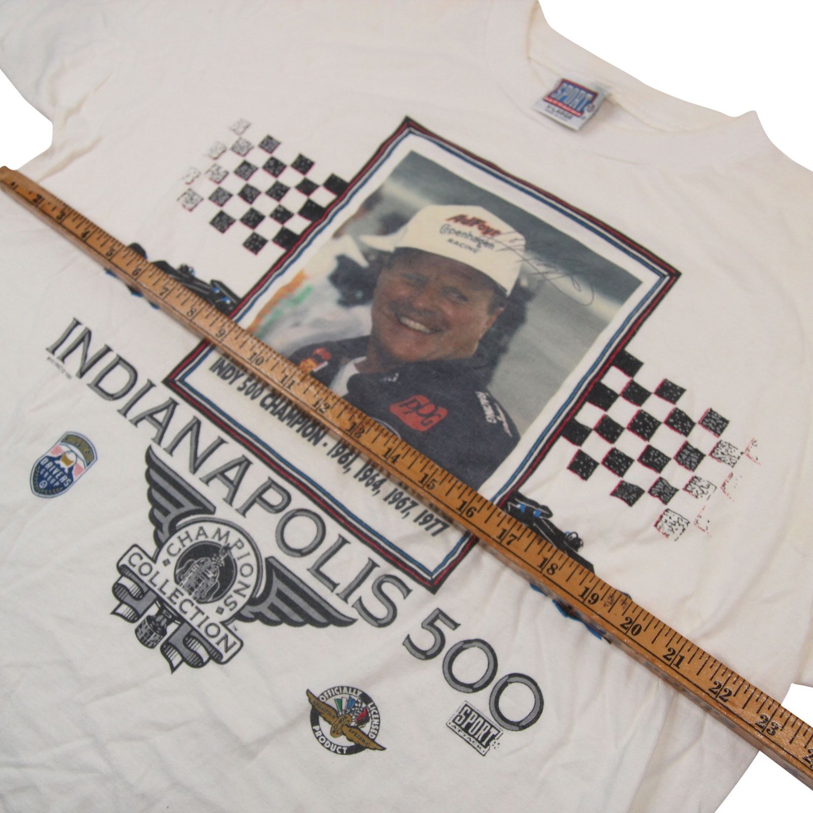 Vintage Vintage 1994 Indianapolis 500 Champion Graphic T Shirt Size US XL / EU 56 / 4 - 5 Thumbnail