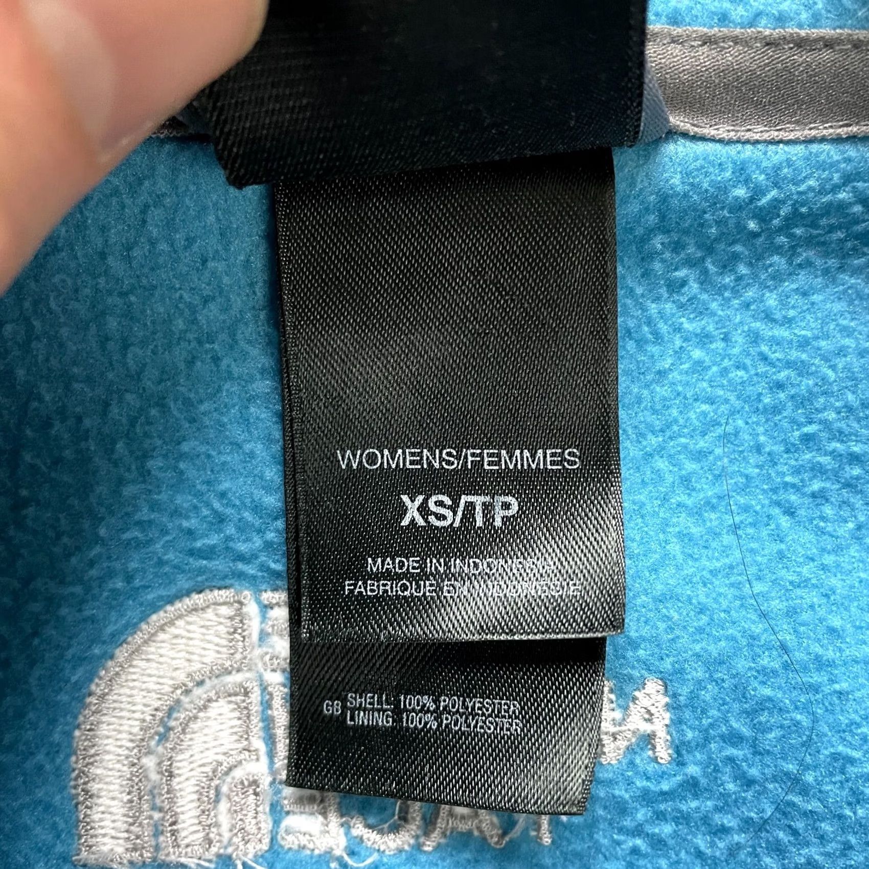 The North Face The North Face Jacket Womens XS Blue Full Zip Fleece Outdoor Pockets Small Logo Regular Fit Casual Outdoor Mens Girls Womens Size XS / US 0-2 / IT 36-38 - 4 Thumbnail