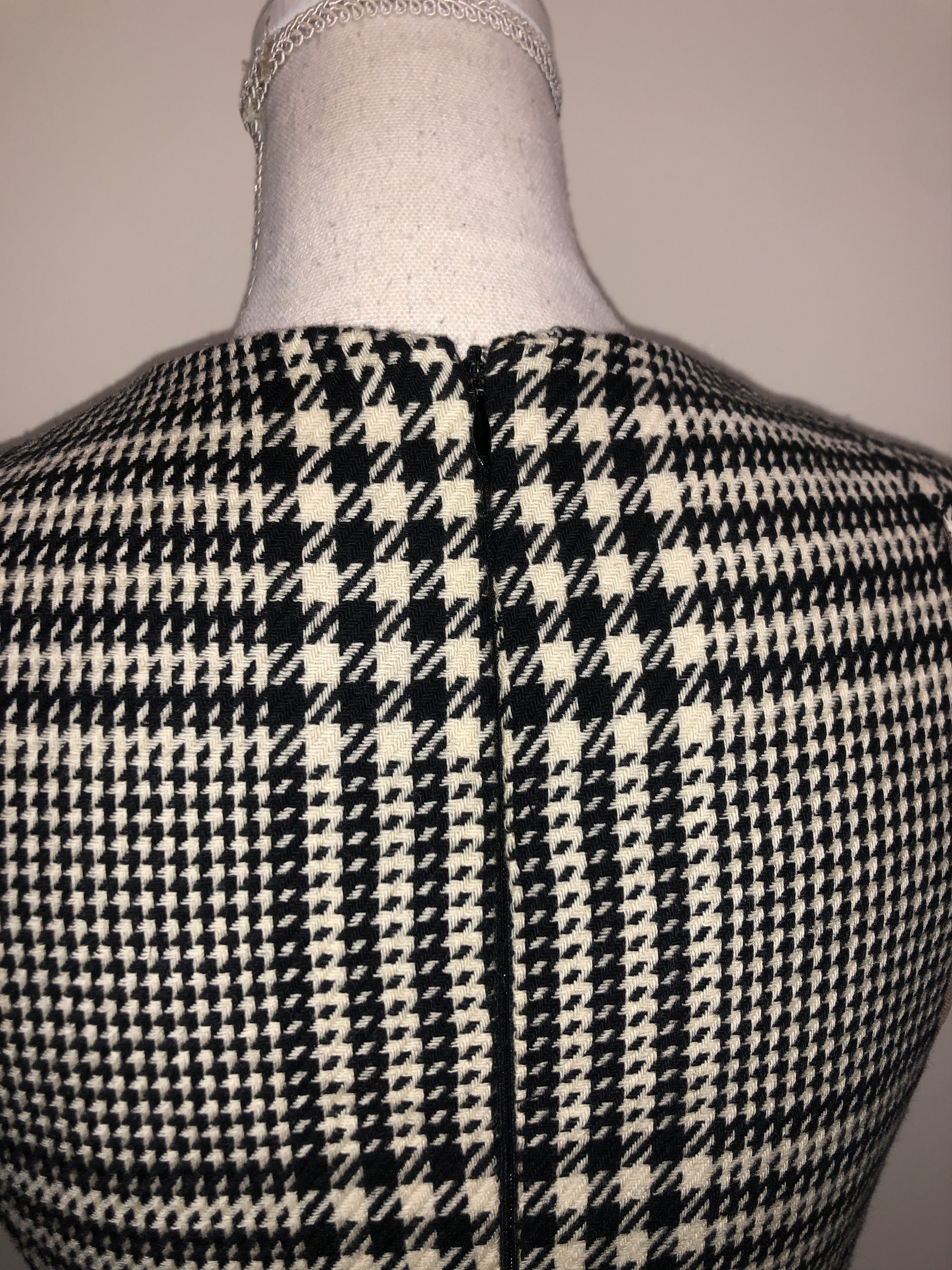 Versace Embellished Prince of Wales Wool Dress Size S / US 4 / IT 40 - 5 Thumbnail