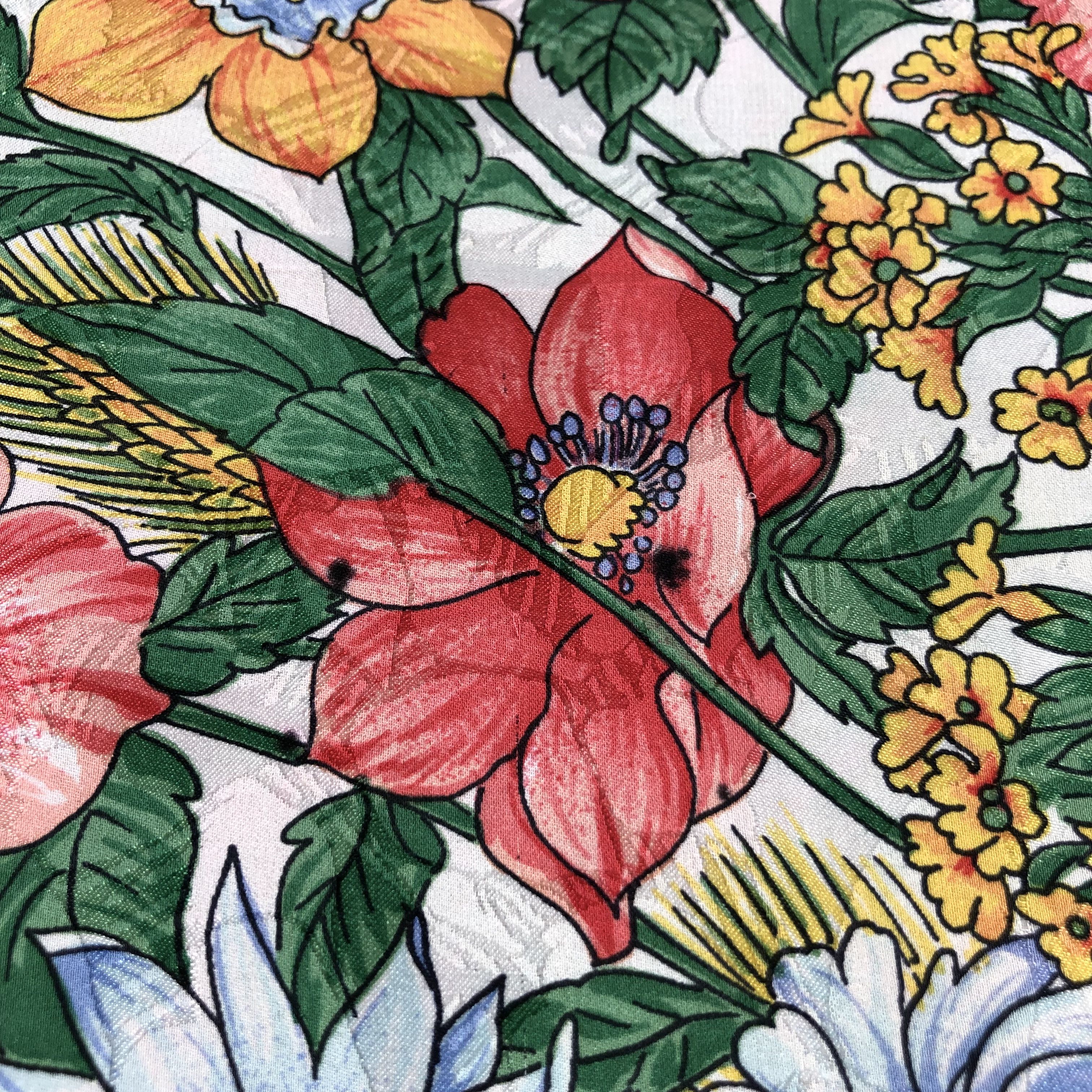 Vintage Vintage Luxury Flower Bouquet Vintage Silk Scarf M314 Size ONE SIZE - 4 Thumbnail