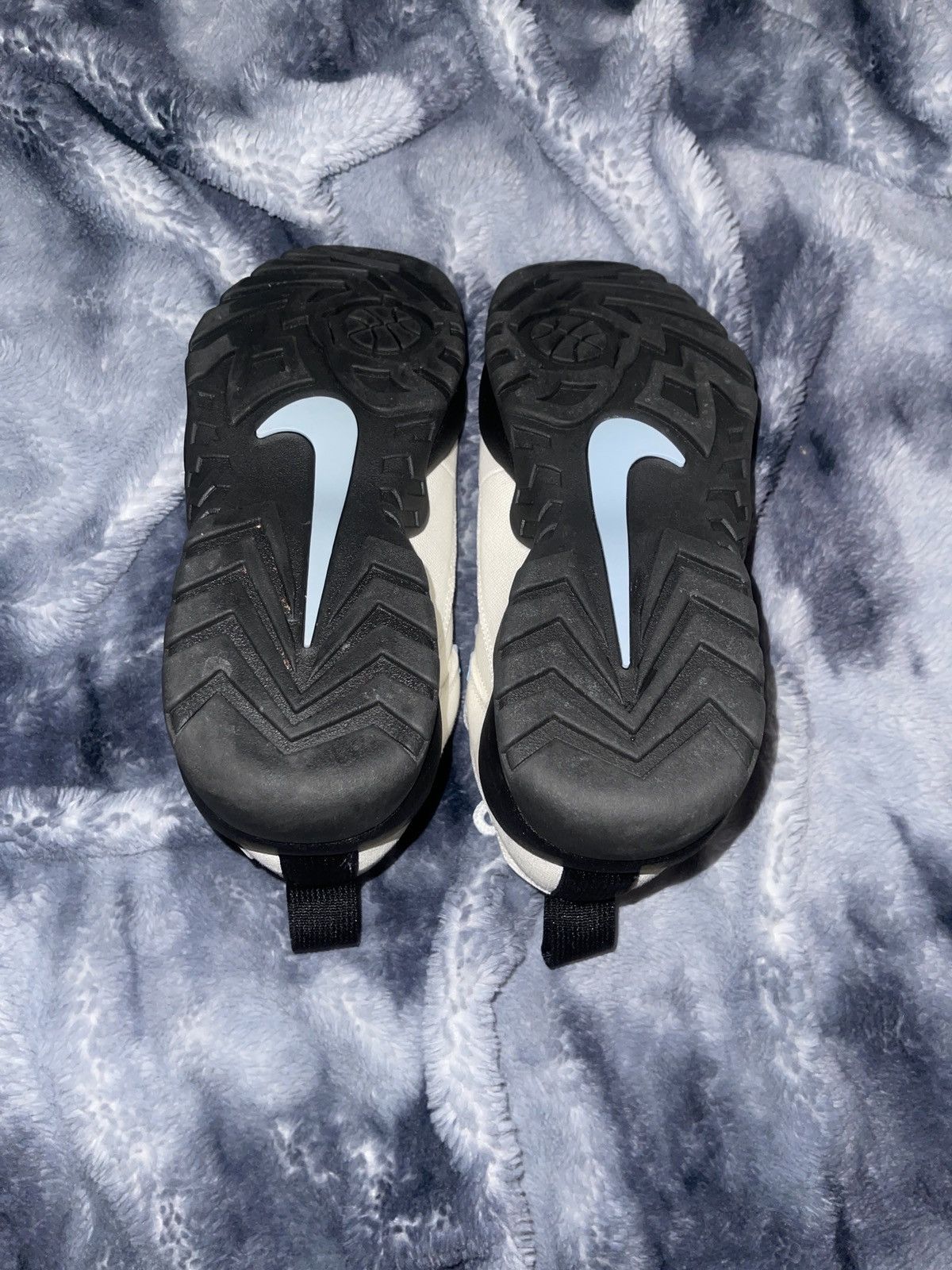 Nike × Supreme NIKE SB DARWIN LOW Size US 8.5 / EU 41-42 - 2 Thumbnail