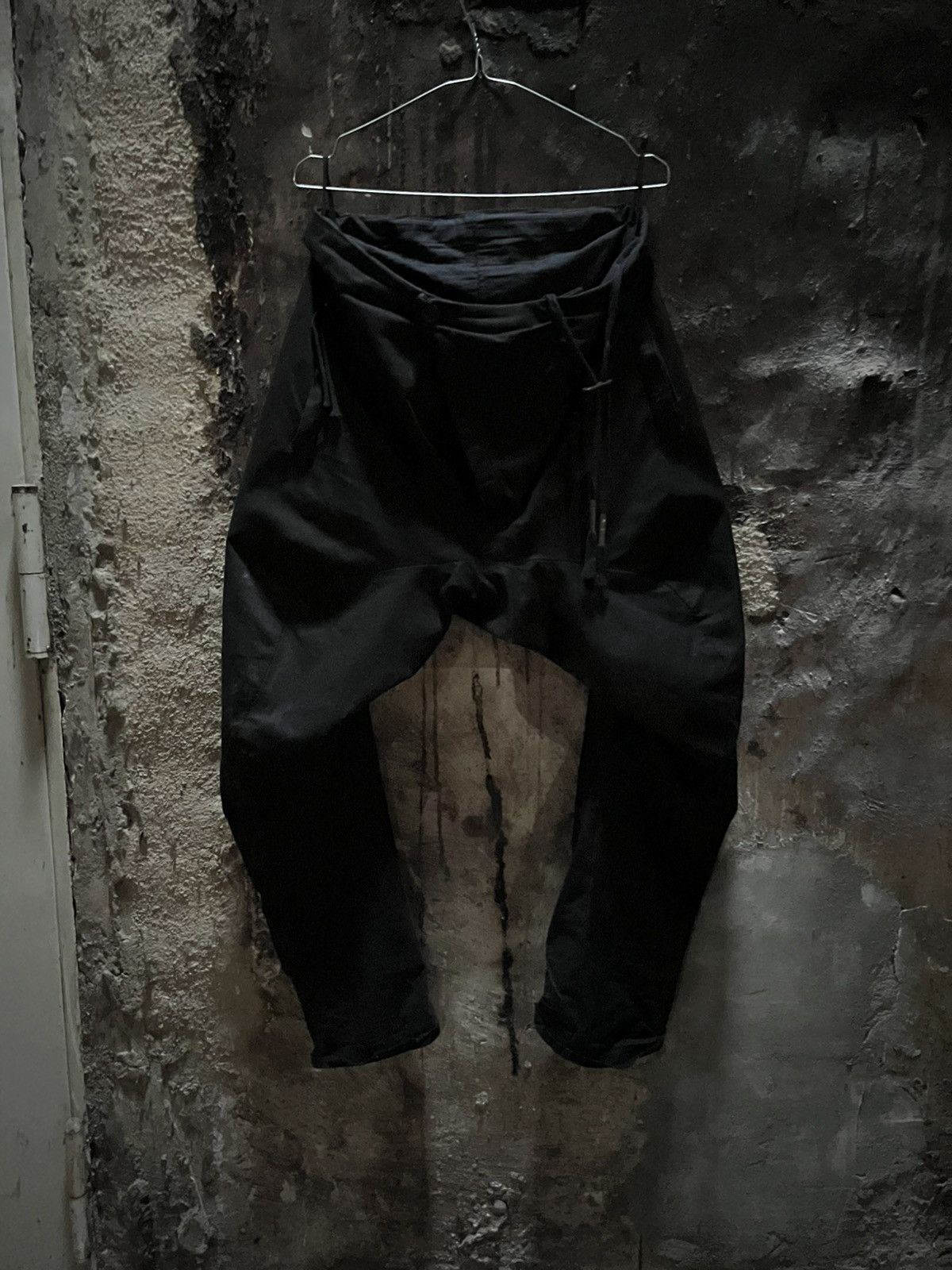 Boris Bidjan Saberi Boris Bidjan Saberi Rare 1/1 Handmade Pants Drop Crotch Size US 38 / EU 54 - 1 Thumbnail