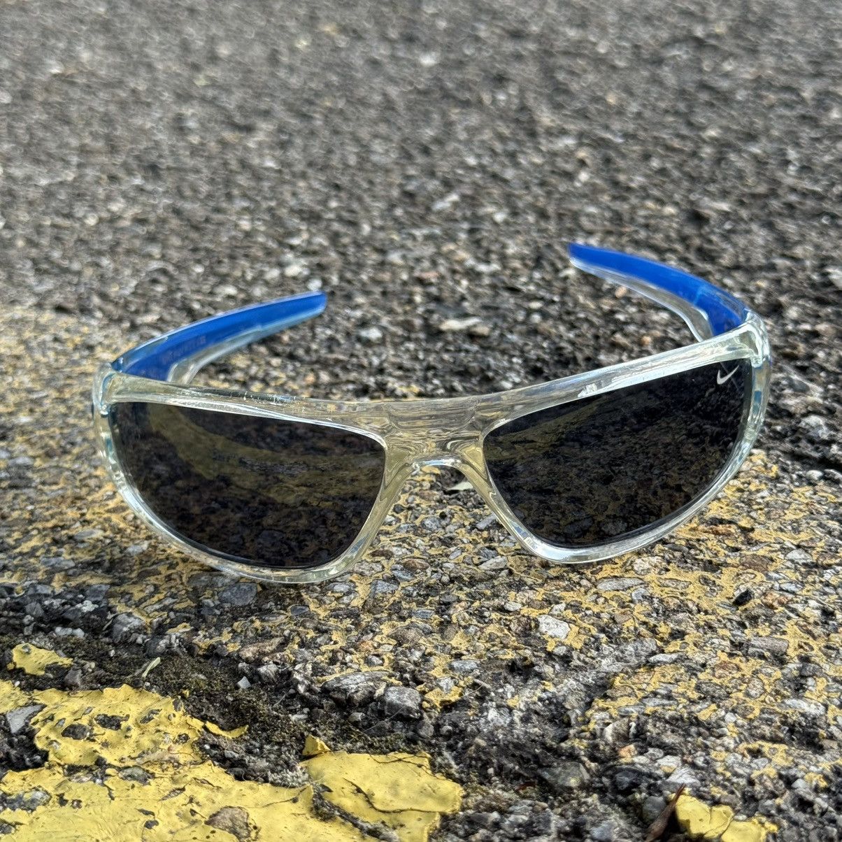 Nike RARE Vintage NIKE Y2K sunglasses made in USA Size ONE SIZE - 3 Thumbnail