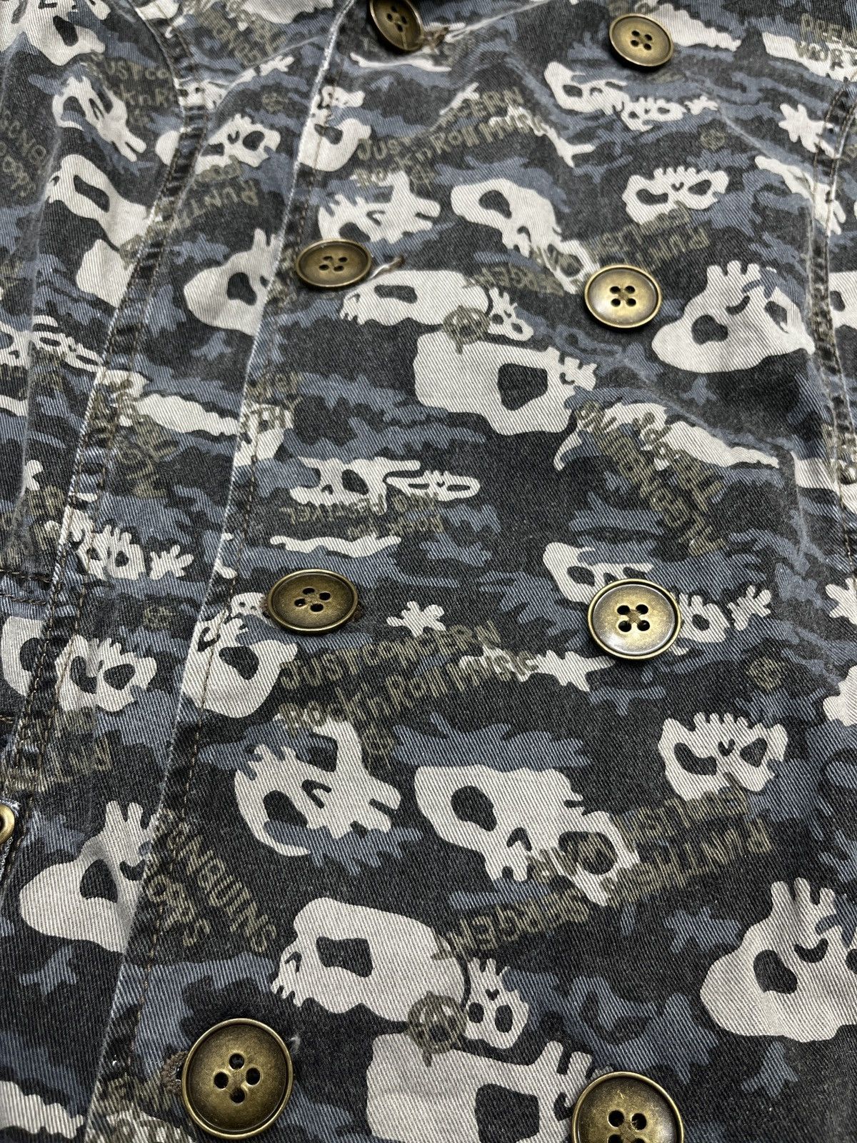 If Six Was Nine × Japanese Brand 🔥🔥ARCHIVE ALGON QUINS SKULLS PRINT DETACHABLE SLEEVE JACKET Size S / US 4 / IT 40 - 16 Thumbnail