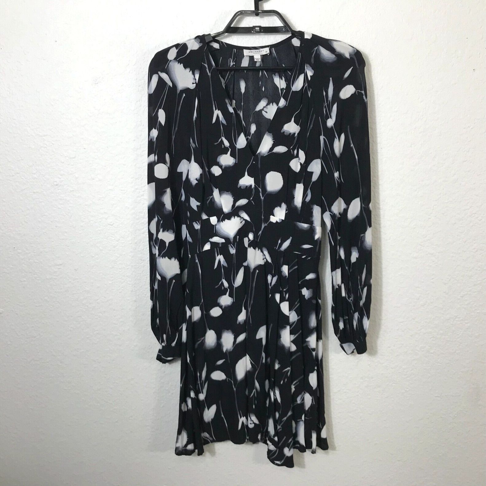 image of Equipment Femme Alexandria Dress Women's Size 00 Multicolor Floral Rayon in White