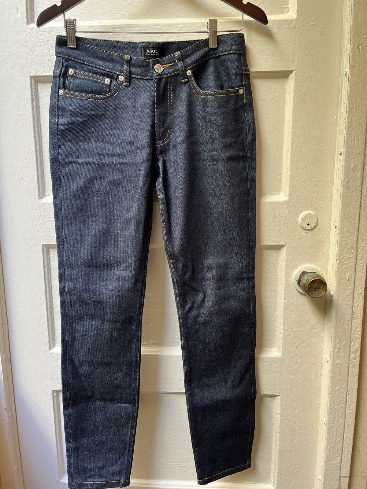 A.P.C. straight leg Japanese STRETCH DENIM 27