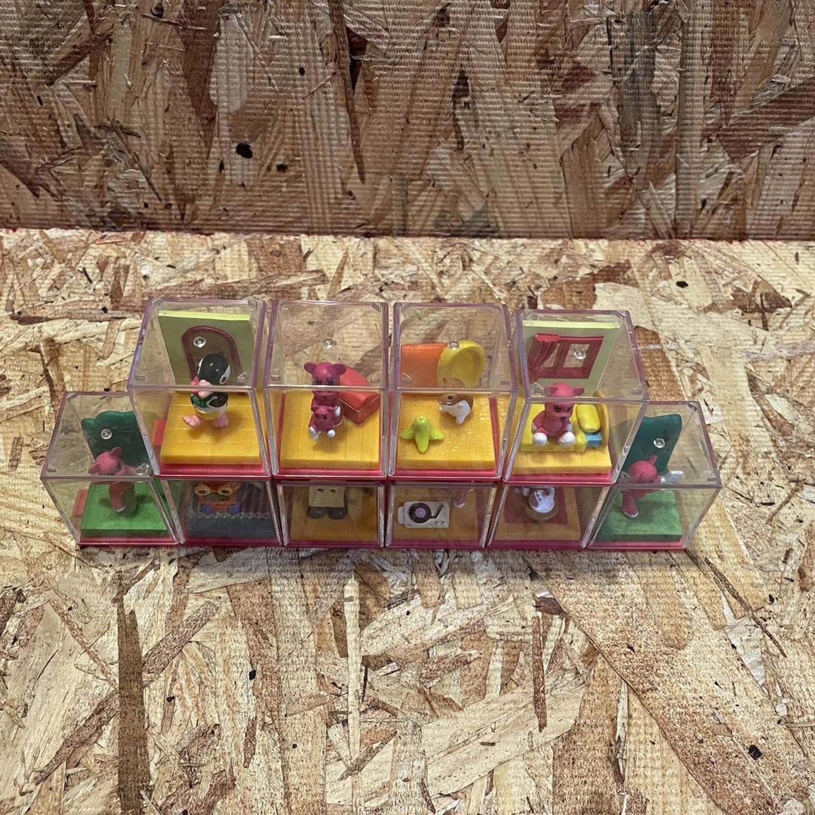 Other [90s Vintage] • : 1998 Bandai PostPet diorama figurine set Size ONE SIZE - 7 Thumbnail