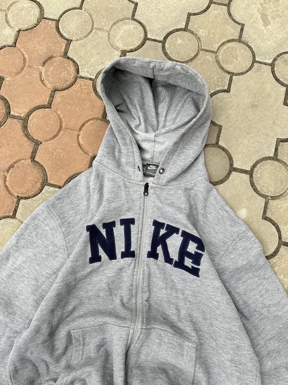 Nike × Vintage Vintage Nike Spell Out Y2K Zip Hoodie Big Logo Size US L / EU 52-54 / 3 - 2 Thumbnail