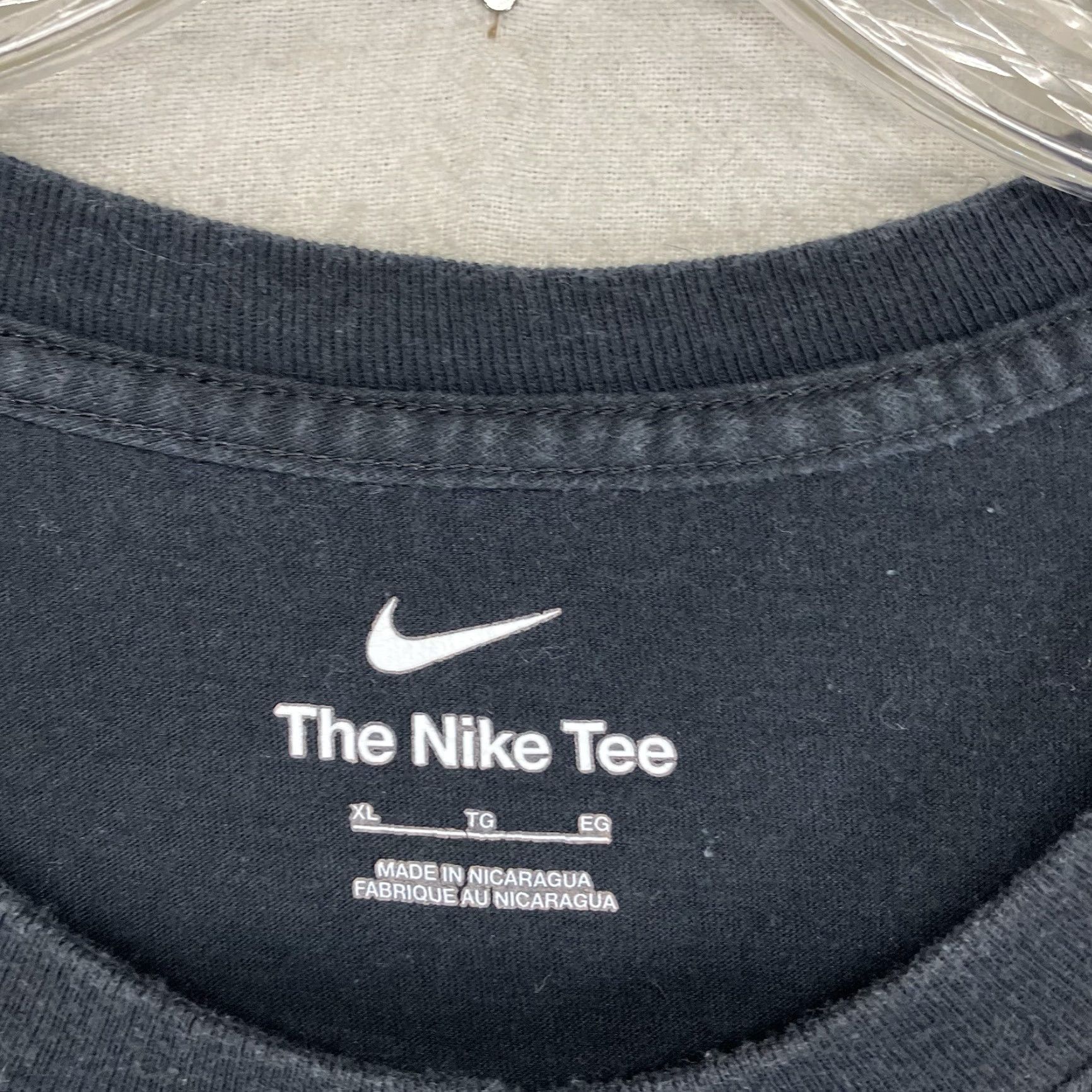 Nike **NIKE Mens Black Basketball Court Shadow Art XL T-Shirt** User: **NIKE Mens Black Basketball Court Shadow Art XL T-Shirt** Size US XL / EU 56 / 4 - 4 Thumbnail