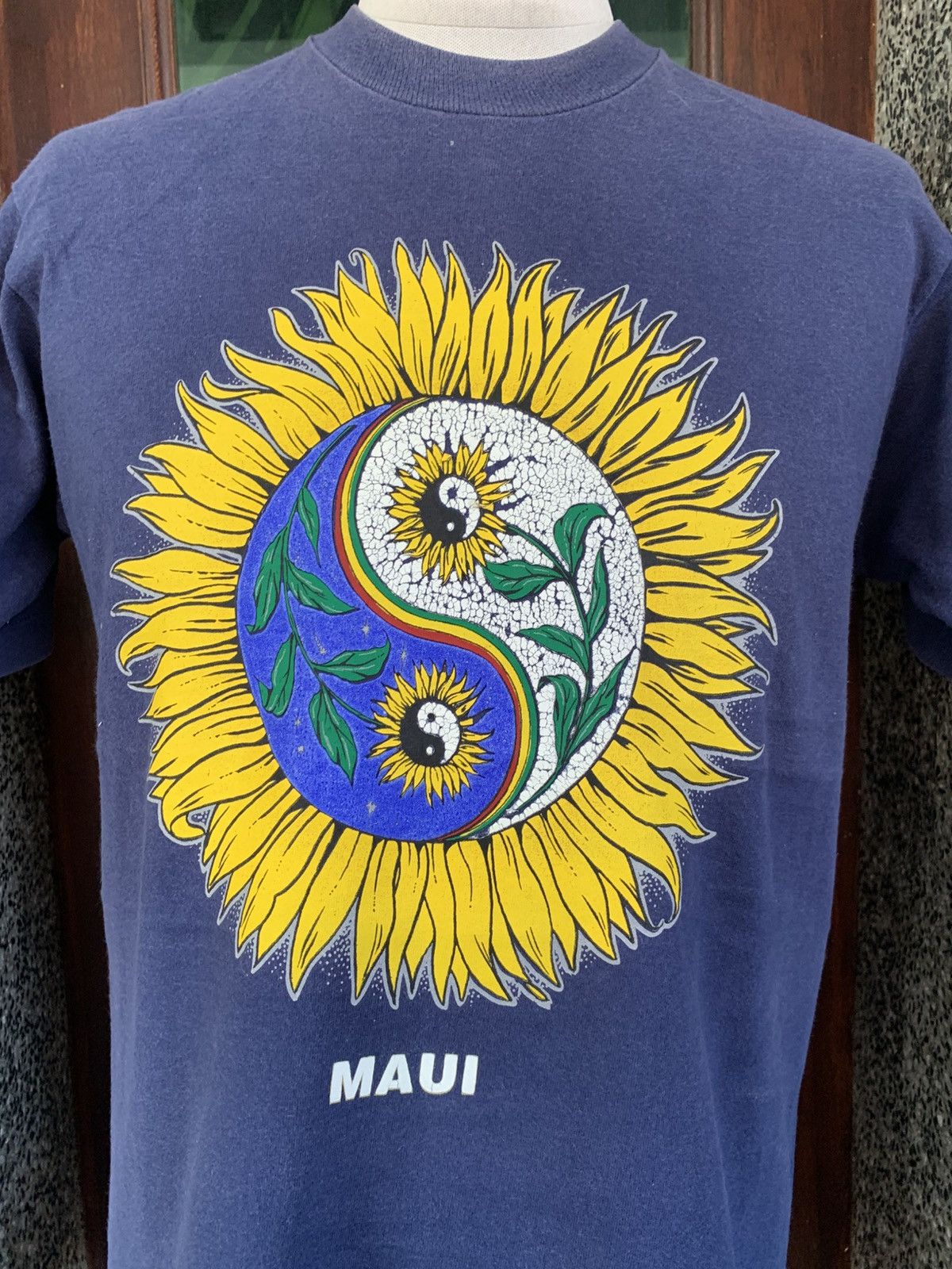 Vintage Vintage 90s Maui Surf / Surfing Hawaiian Artwork T shirt Size US M / EU 48-50 / 2 - 2 Thumbnail