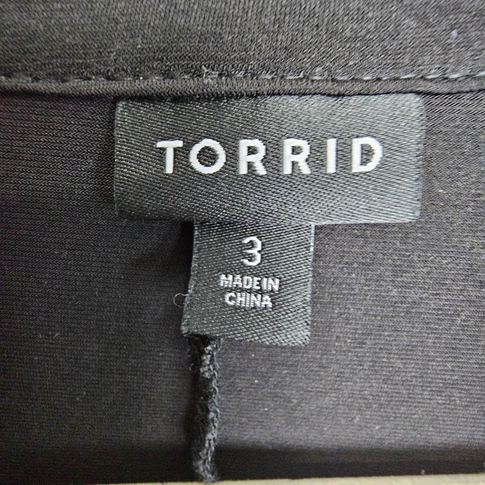 Corridor Torrid Ruched Button Front Blouse Sz 3X Classic Whimsigoth Size 3XL / US 20-22 - 6 Thumbnail