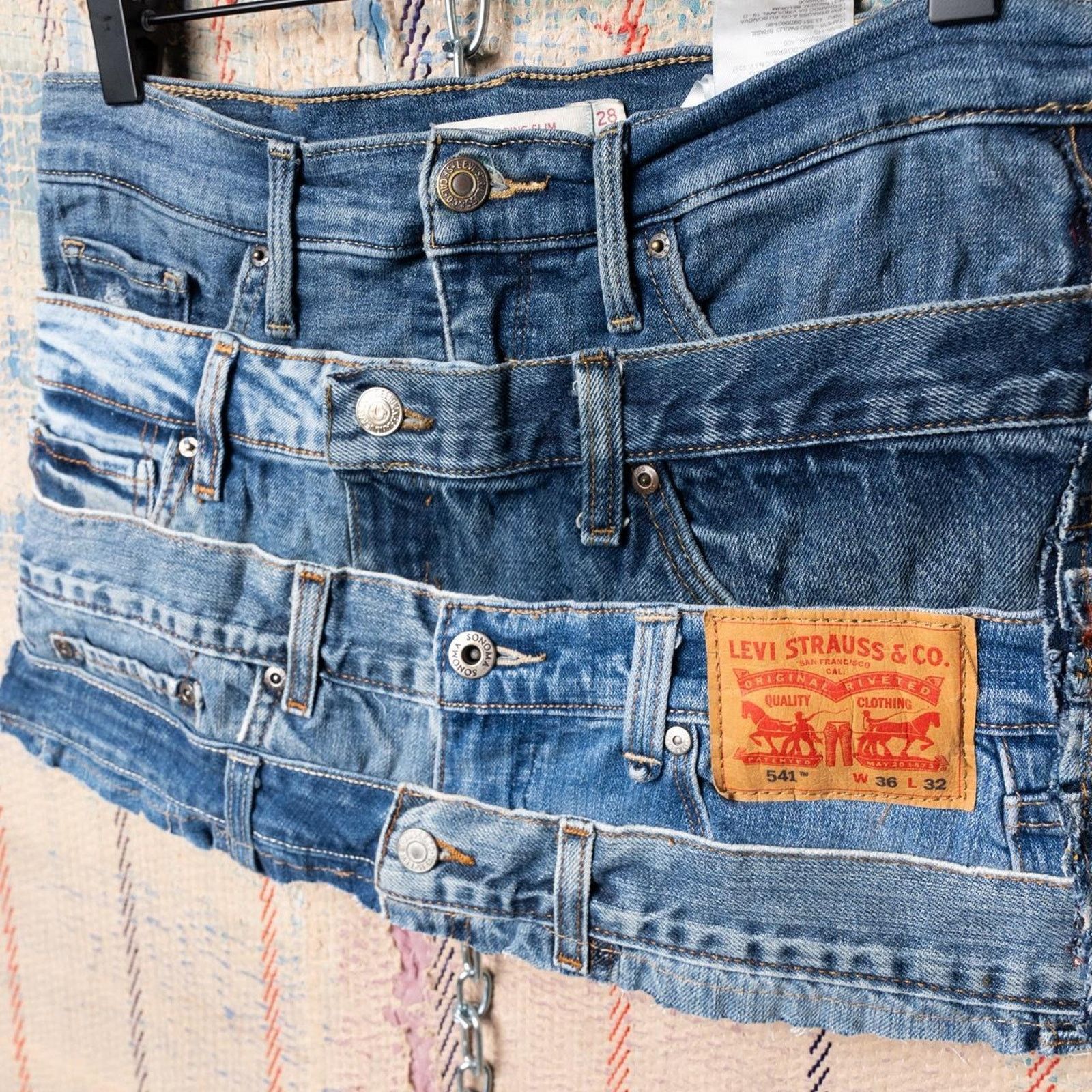 Levi's Custom upcycled patchwork mini skirt Size 28" / US 6 / IT 42 - 3 Thumbnail