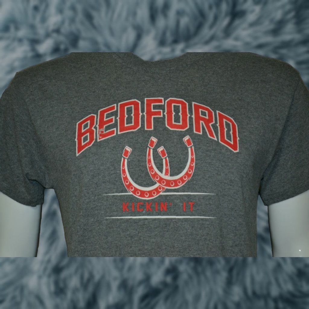 Gildan Bedford High School Kicking Mules T Shirt Medium Gray Mens T-Shirt Cotton Blend Gildan Short Sleeve School 90s Theme? Size US M / EU 48-50 / 2 - 1 Thumbnail