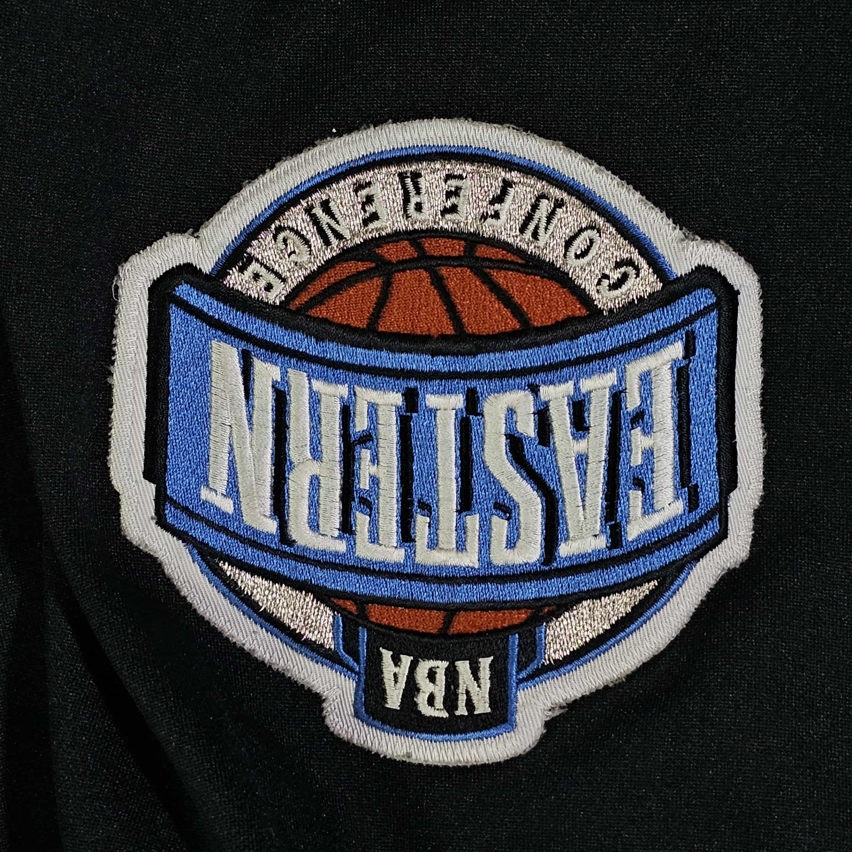 NBA NBA Patches Vintage Y2K Majestic Warm Up Jersey Shirt Size US L / EU 52-54 / 3 - 5 Thumbnail