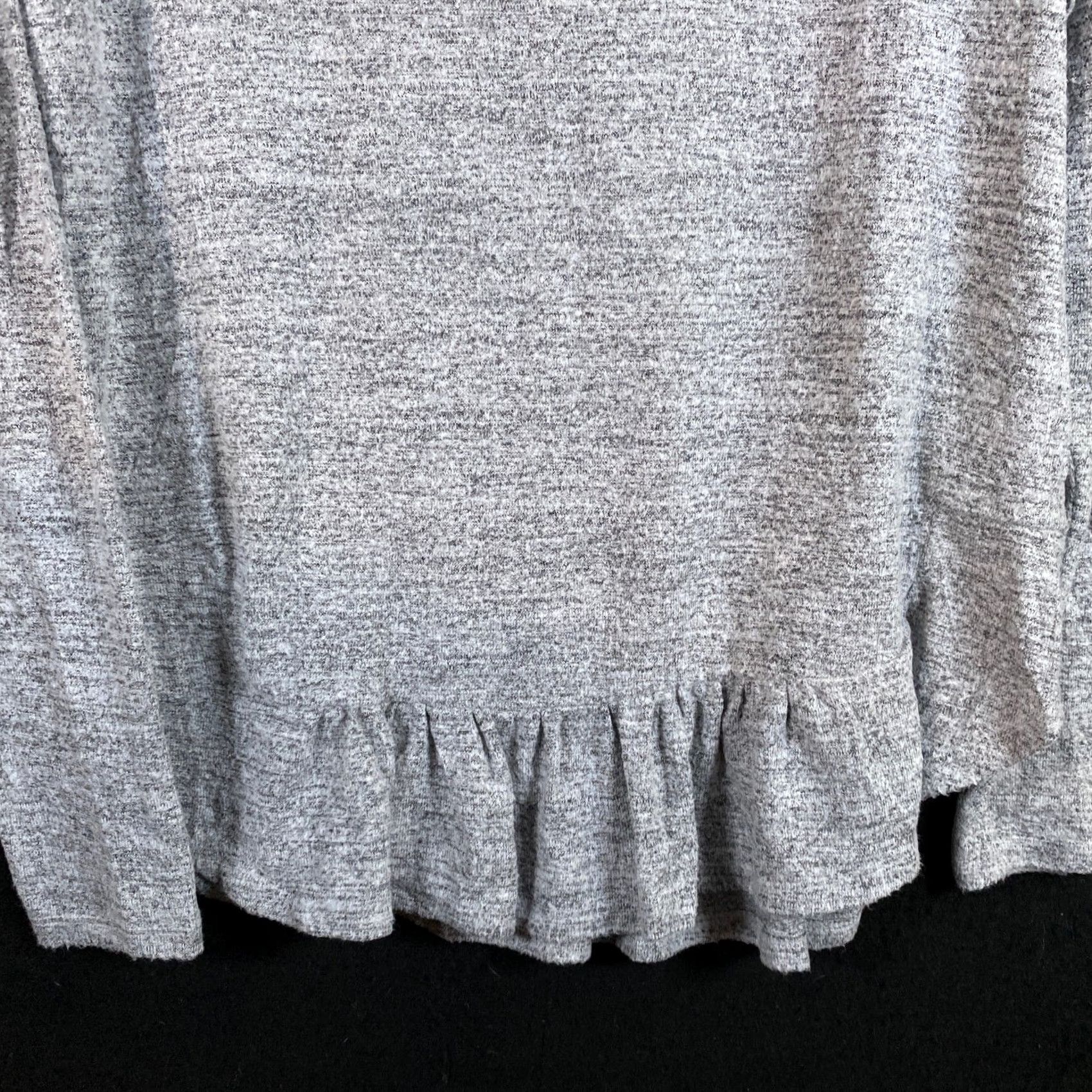 Banana Republic Banana Republic Women's Sweater Gray Long Sleeve Puplum Knit Crew Neck S Regular Size S / US 4 / IT 40 - 3 Thumbnail