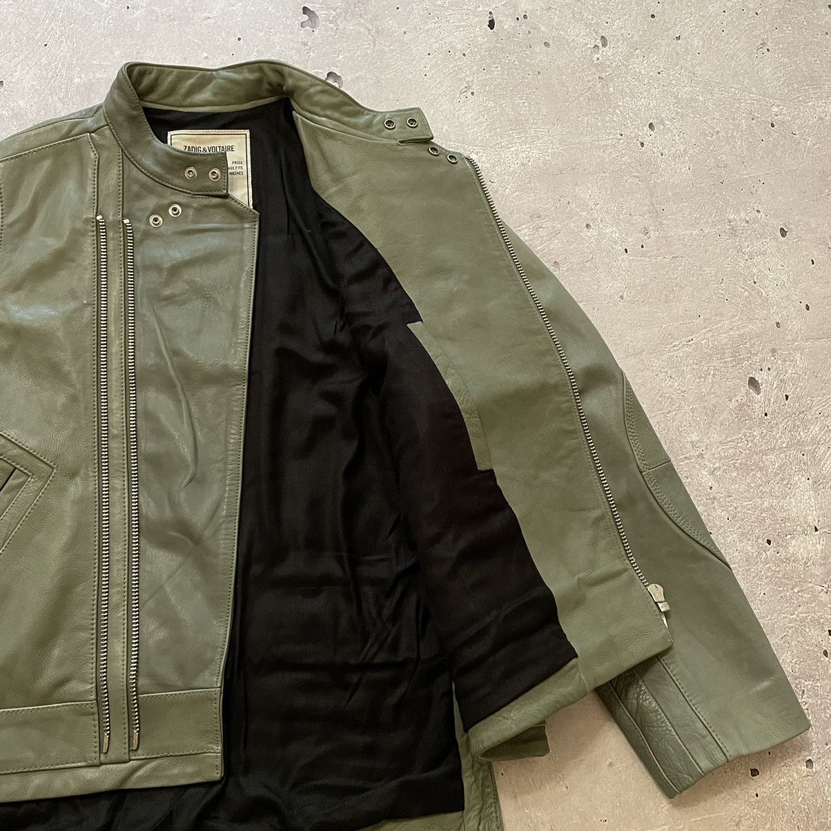 Zadig & Voltaire レザーバイカージャケット　カーキグリーン Zadig & Voltaire レザーバイカージャケット カーキグリーン