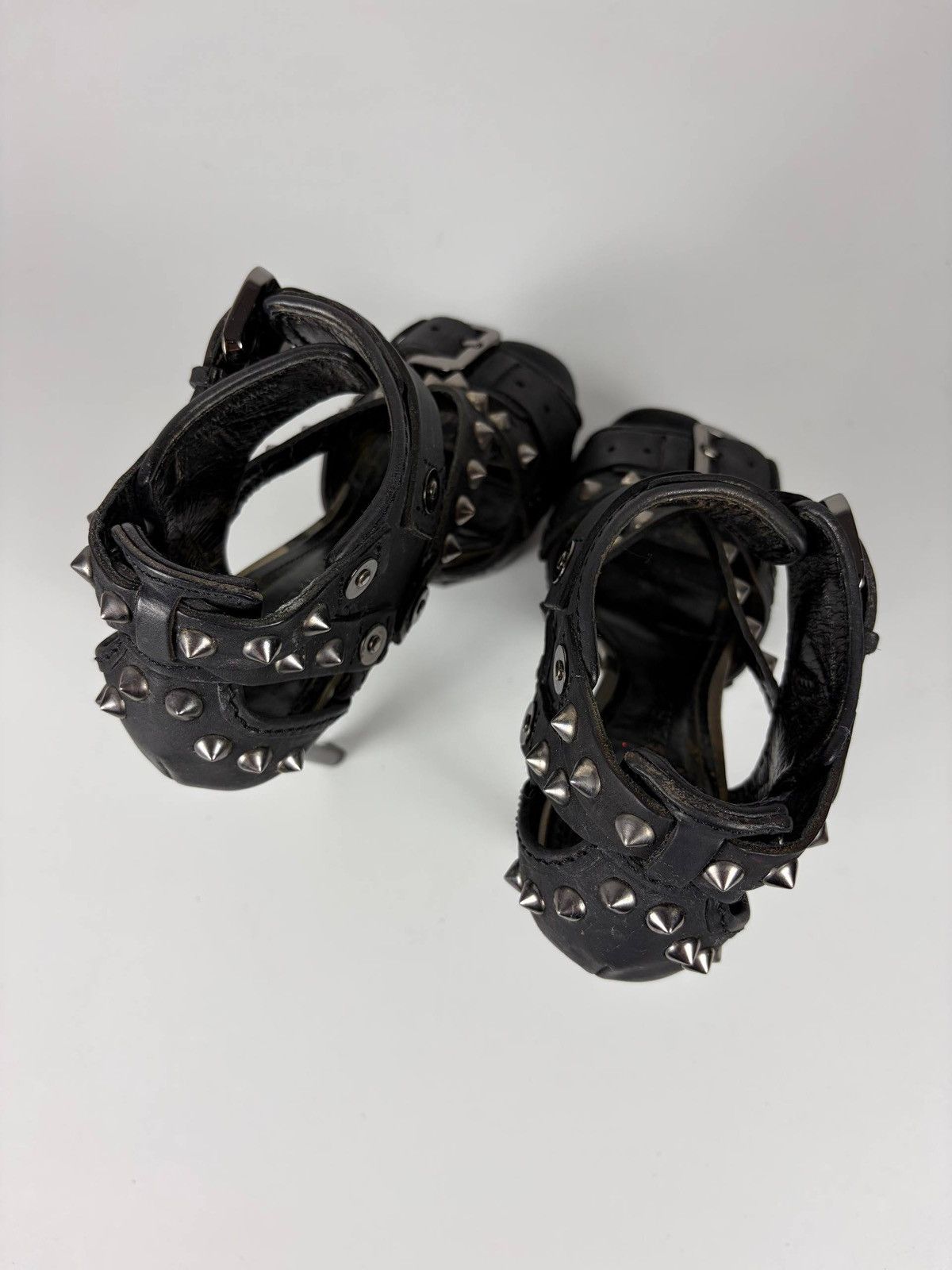 Burberry Burberry studded gladiator heels Size US 8 / IT 38 - 10 Thumbnail