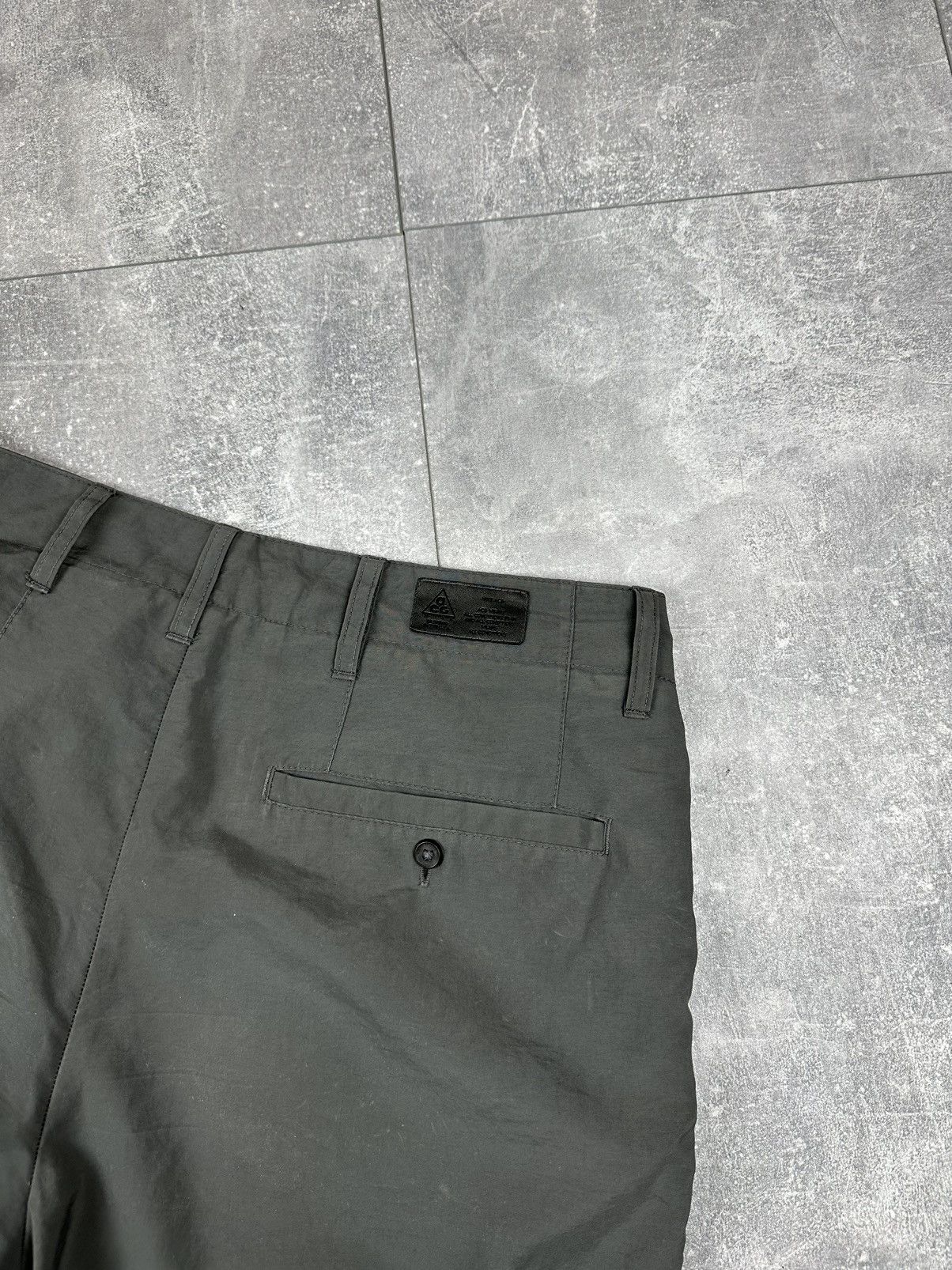 Nike ACG Nike Acg Outdoor Life Small Tab Logo Short Size US 32 / EU 48 - 9 Thumbnail