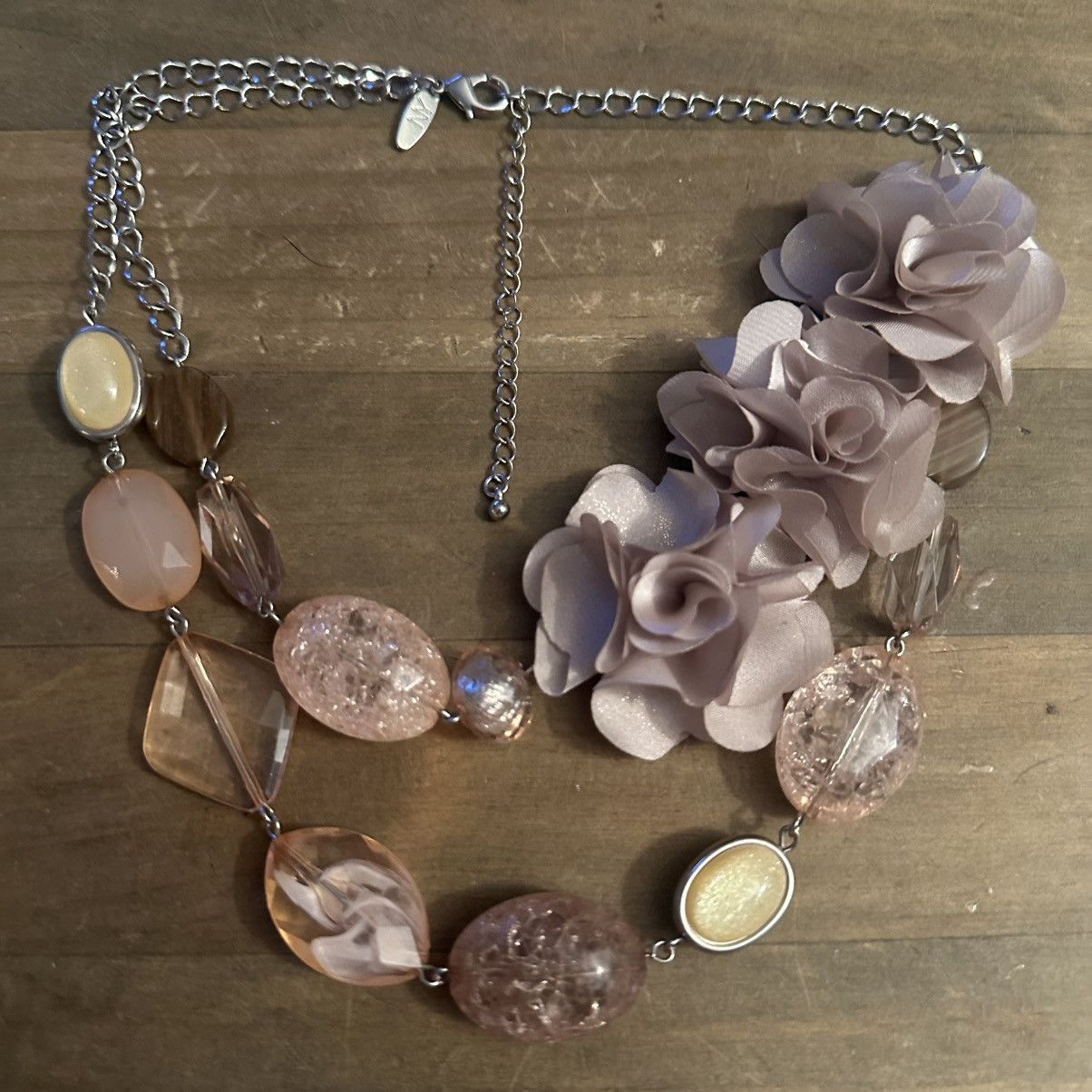 Other NY Collection silk roses & beads layered statement necklace Size ONE SIZE - 2 Thumbnail