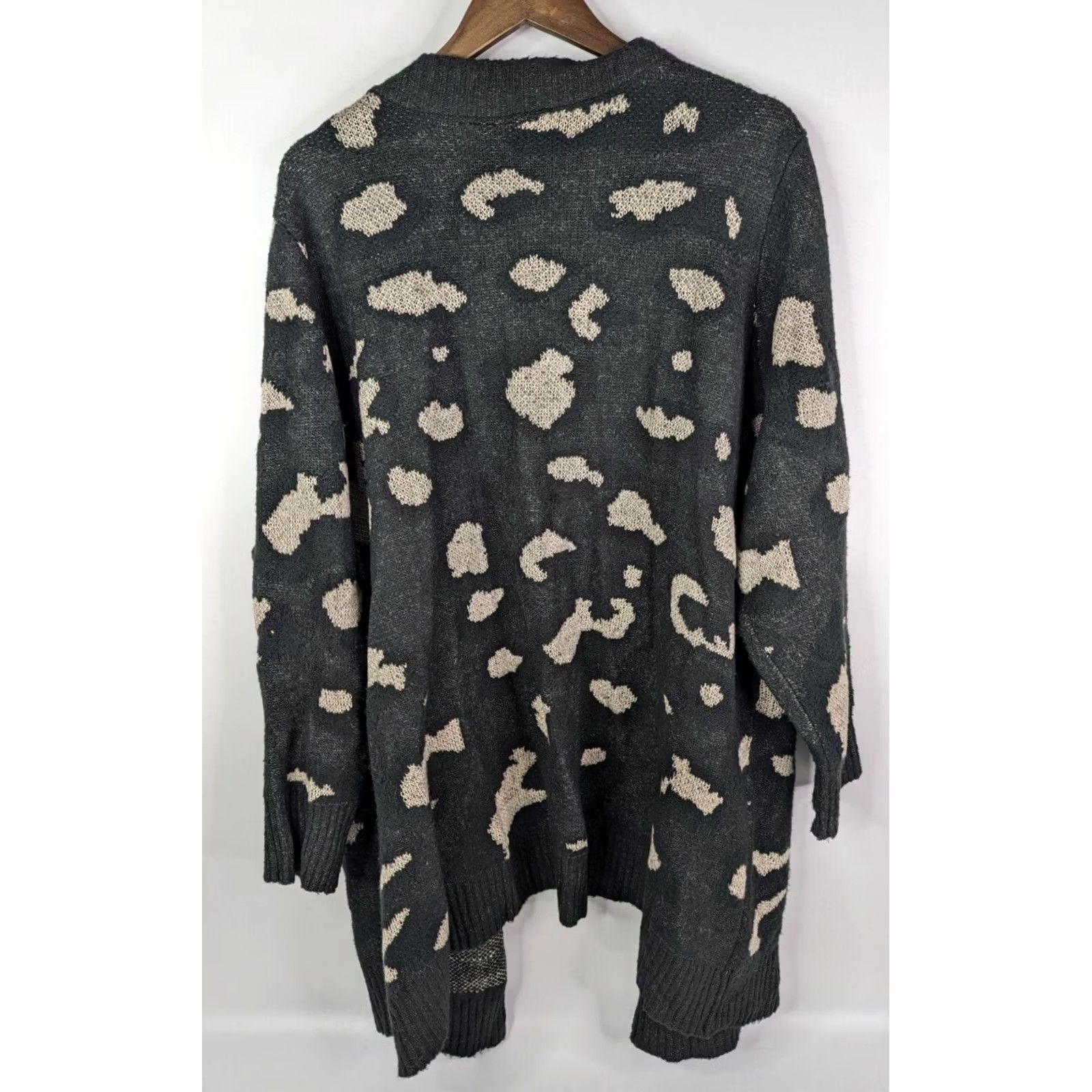 Vintage Lane Bryant Plus 22/24 Open Front Cardigan Sweater Black Animal Print Pockets Women Cardigan 22/24 Black Size 3XL / US 20-22 - 6 Thumbnail