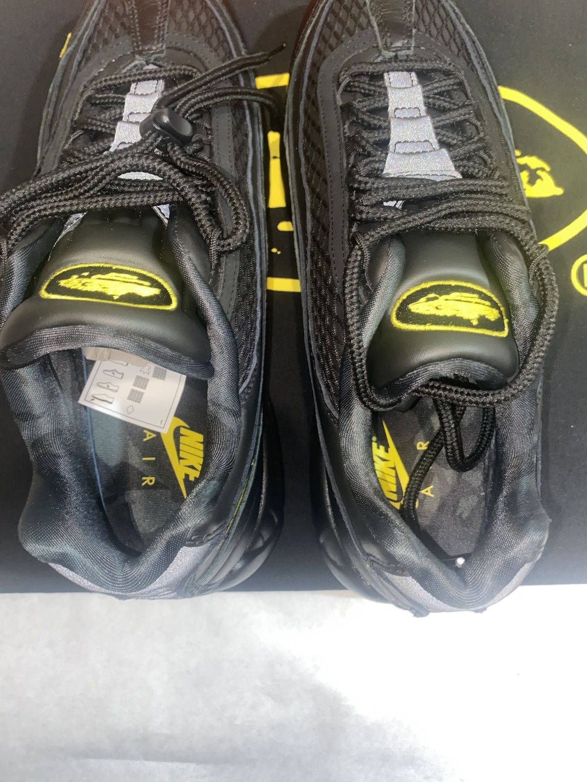Corteiz Nike Air Max 95 X Corteiz “Honey Black” Size US 10 / EU 43 - 13 Thumbnail