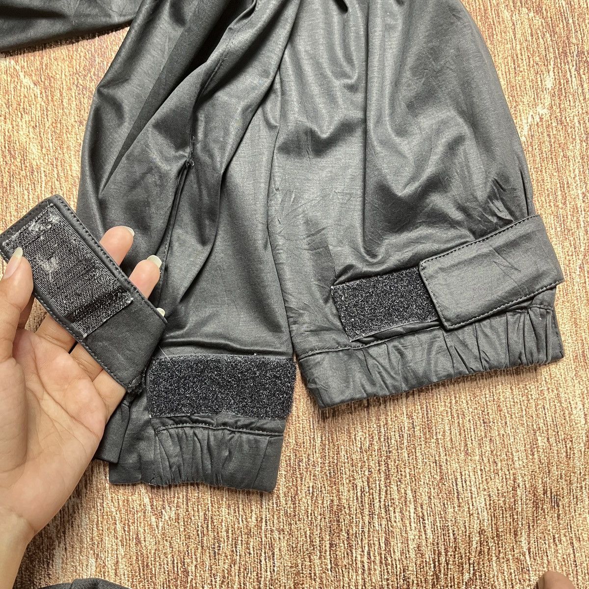 Prada Prada nylon long pants Size US 34 / EU 50 - 8 Thumbnail
