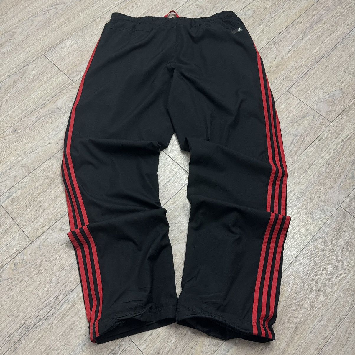 パンツ 00s adidas nylon wide pants y2k teck red 00s adidas nylon wide pants y2k teck red - メルカリ