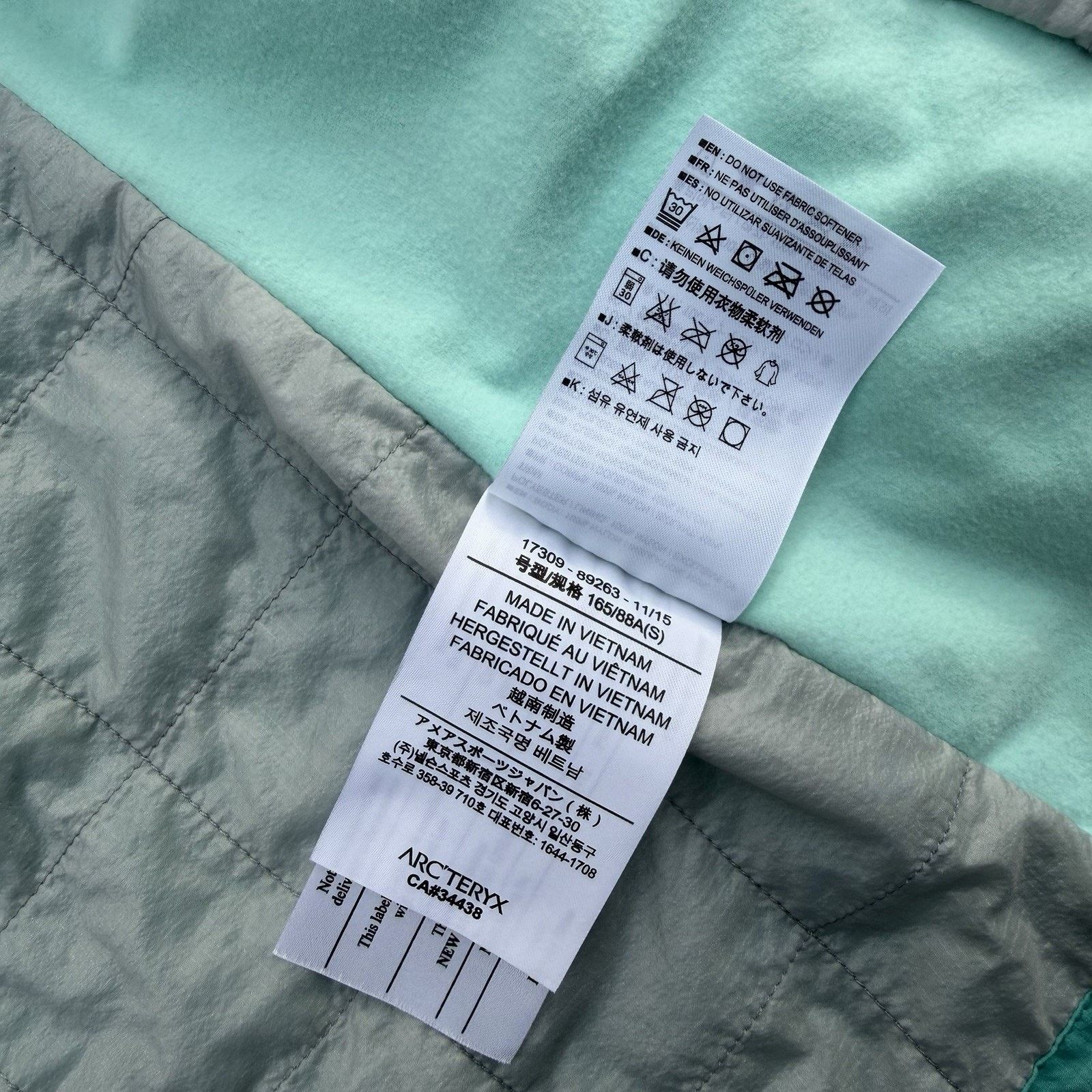 Arc'teryx Arcteryx Blue Tenquille Hooded Jacket Sz S Women Windbreaker Size US S / EU 44-46 / 1 - 6 Thumbnail
