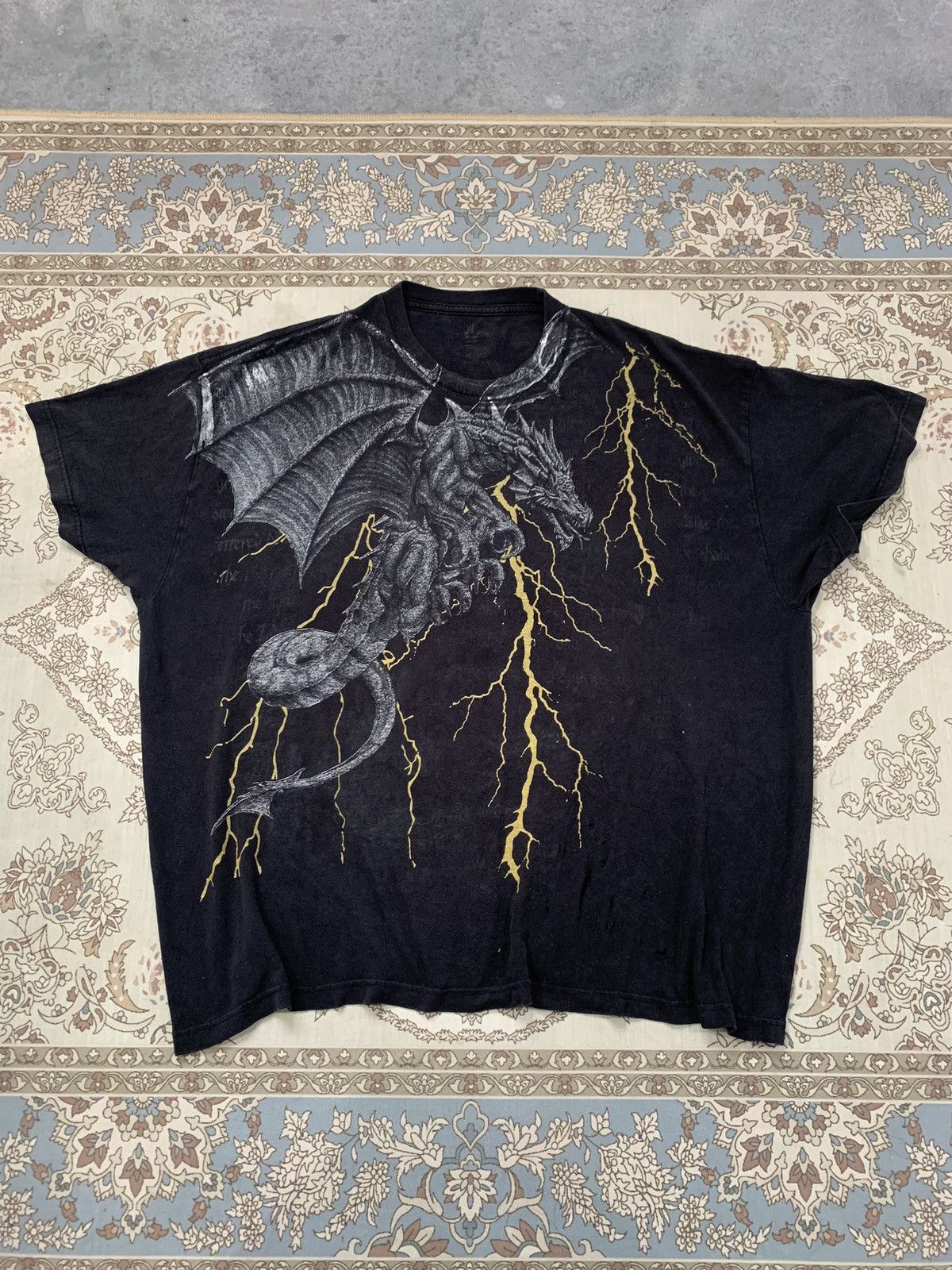 Vintage Dragon Thunder Tshirt