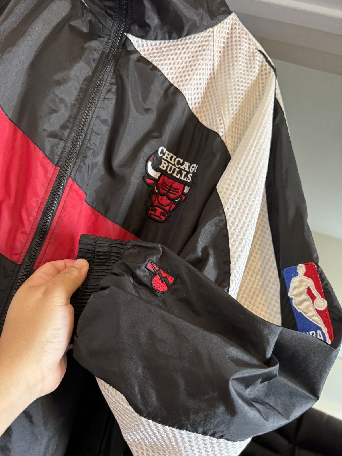 NBA × Pro Player Chicago Bulls Pro Player light jacket size XXL Size US XXL / EU 58 / 5 - 4 Thumbnail