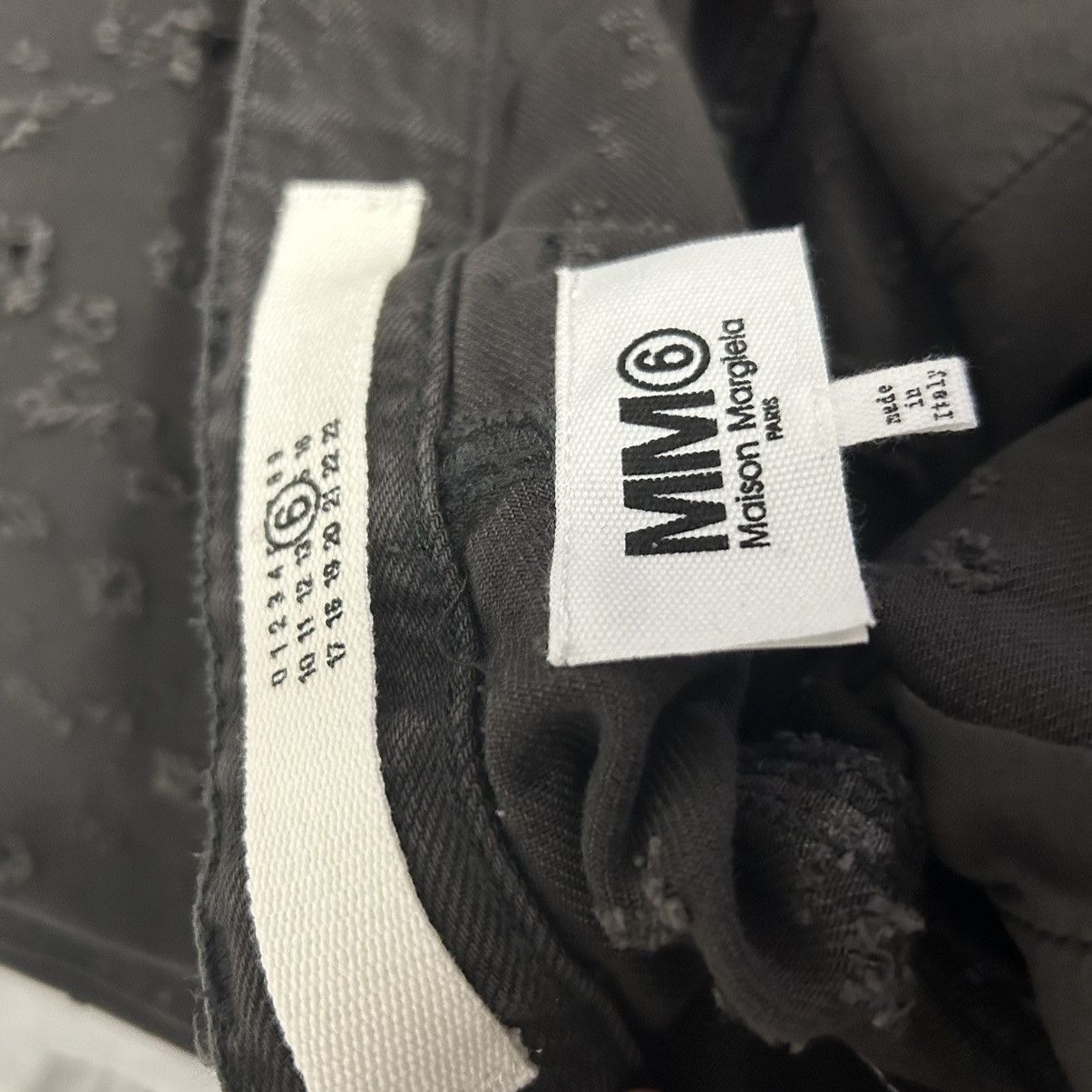 Maison Margiela New MM6 Maison Margiela Distressed Wide Leg Straight Jeans Size US 31 - 4 Thumbnail