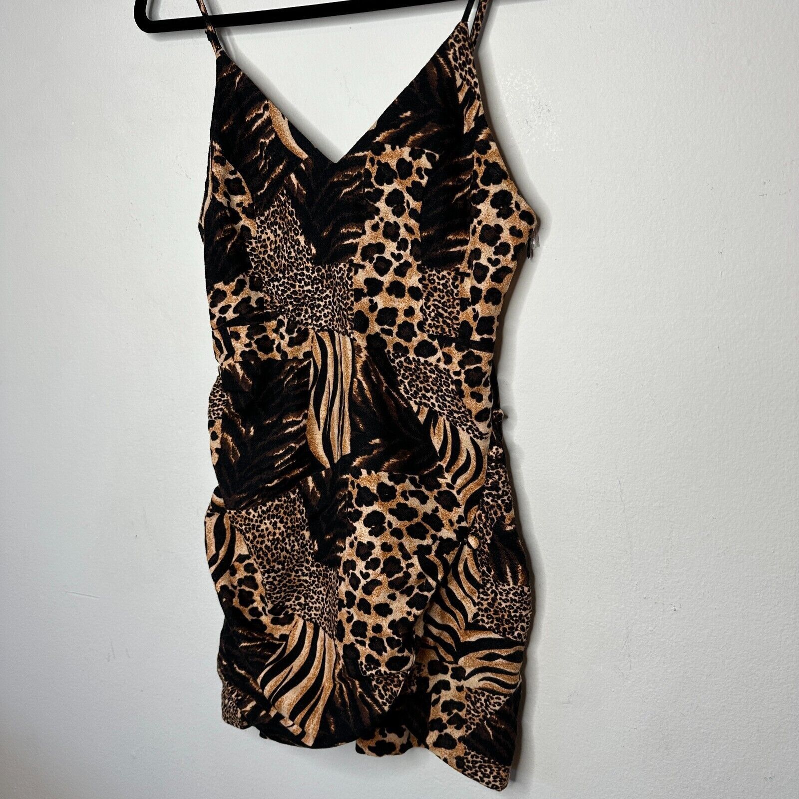 Urban Outfitters Urban Outfitters leopard V Neck Spaghetti Tulip Hem Dress S Size S / US 4 / IT 40 - 3 Thumbnail