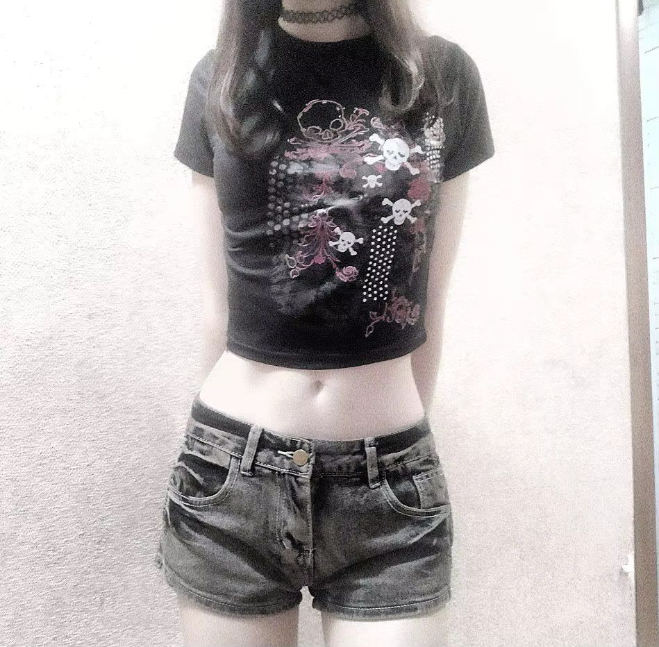 Other y2k aesthetic goth/grunge/emo vintage 90s top Size S / US 4 / IT 40 - 3 Thumbnail