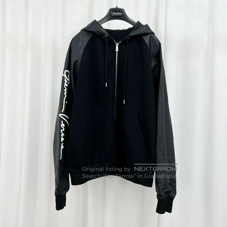 Versace Versace Paneled Embroidered Zip Jacket. Size US XL / EU 56 / 4 - 1 Thumbnail