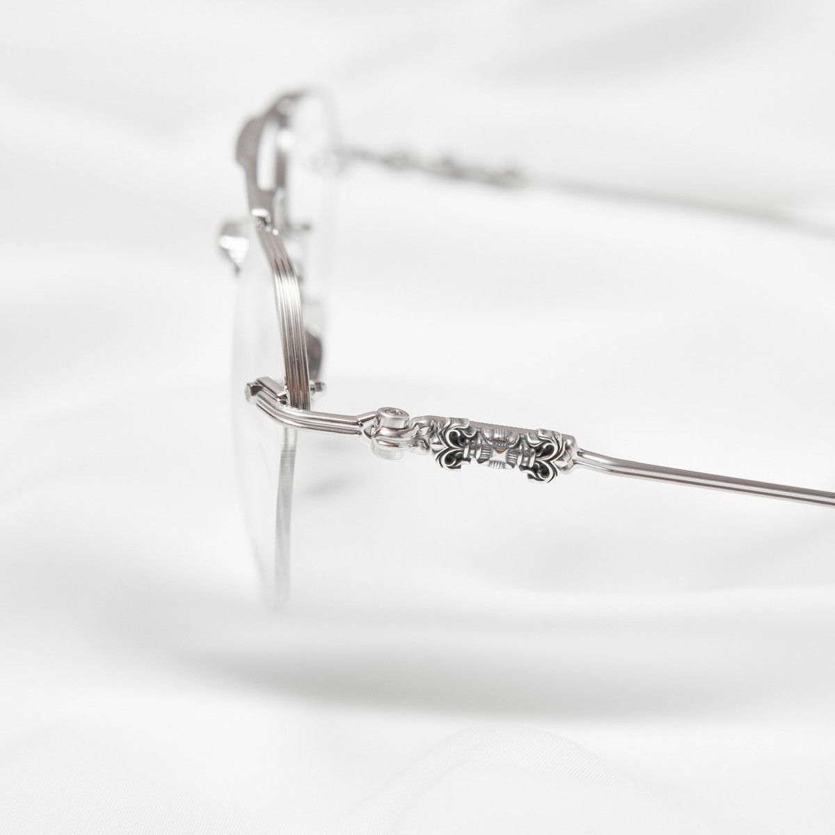 Chrome Hearts CHROME HEARTS FLUID BRUSHED SILVER GLASSES Size ONE SIZE - 4 Thumbnail
