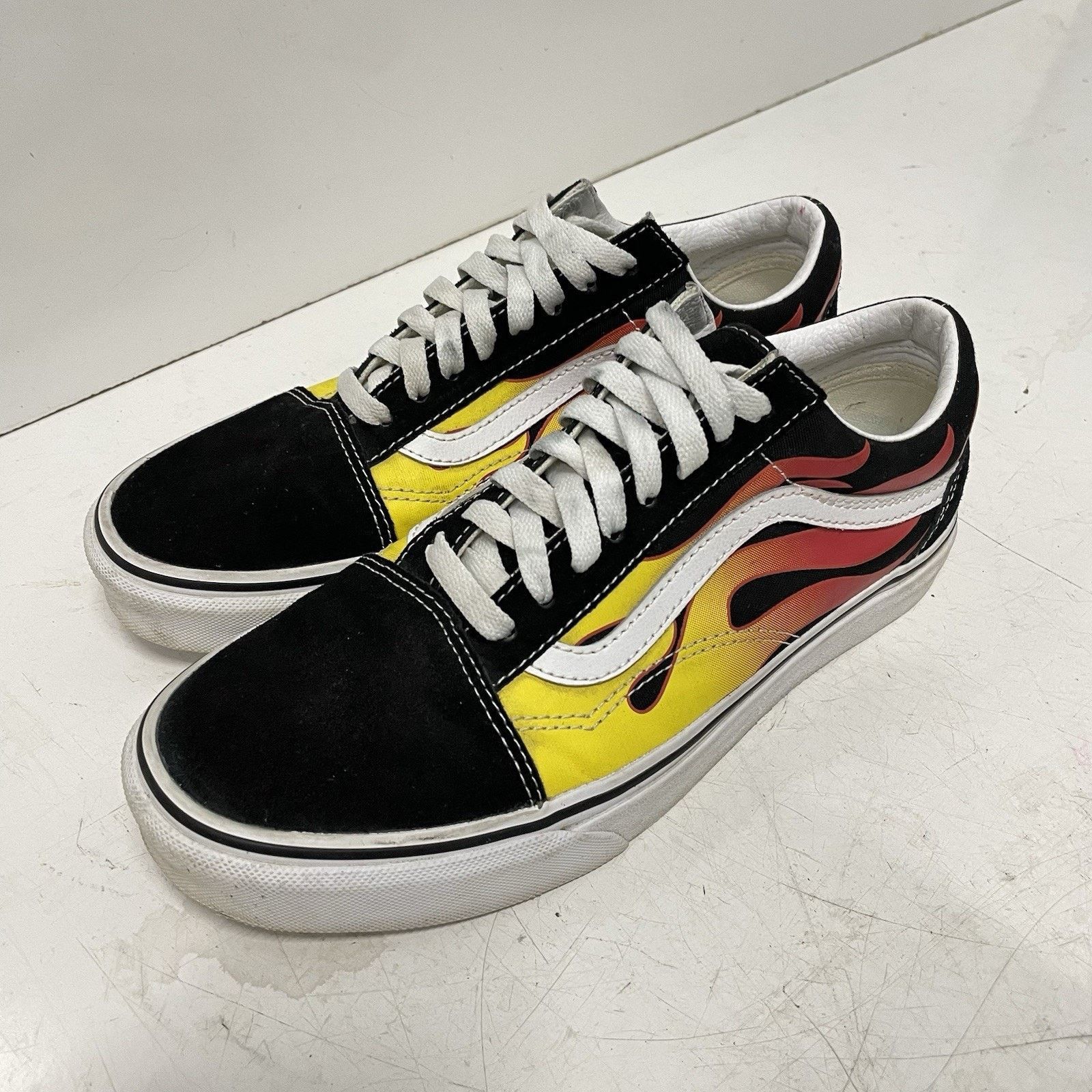 Vans Vans Old Skool Flame Sneakers 7.5 Black Skateboarding Shoes Size US 7.5 / EU 40-41 - 2 Thumbnail
