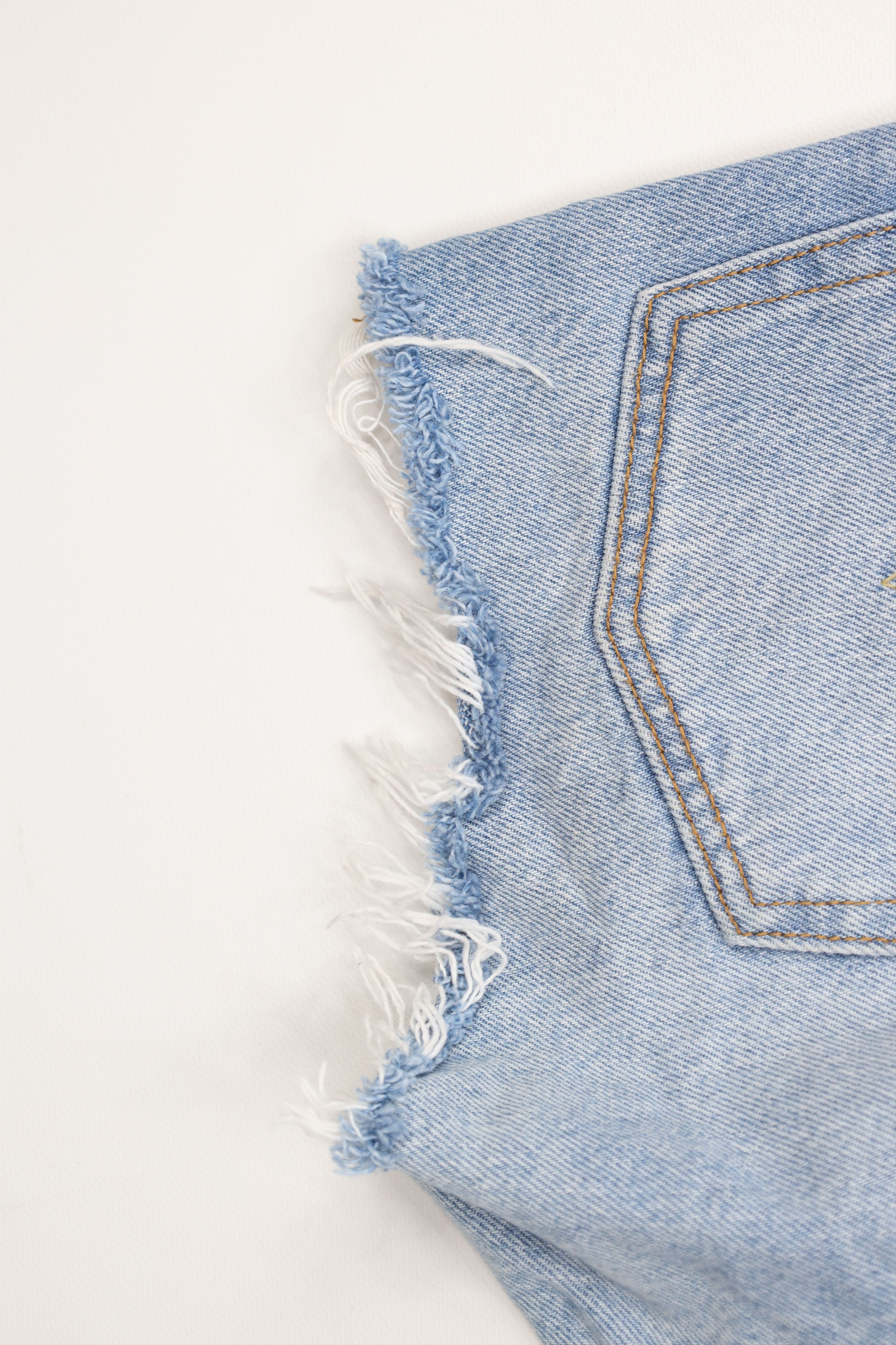 Levi's Vintage Y2K Levis 501xx Fly Flower Cut Off Denim Jean Shorts Size 24" / US 00 / IT 34 - 14 Thumbnail