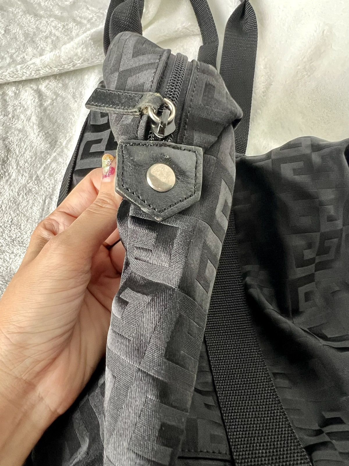 Givenchy Givenchy Monogram Nylon Tote Bag Size ONE SIZE - 22 Thumbnail