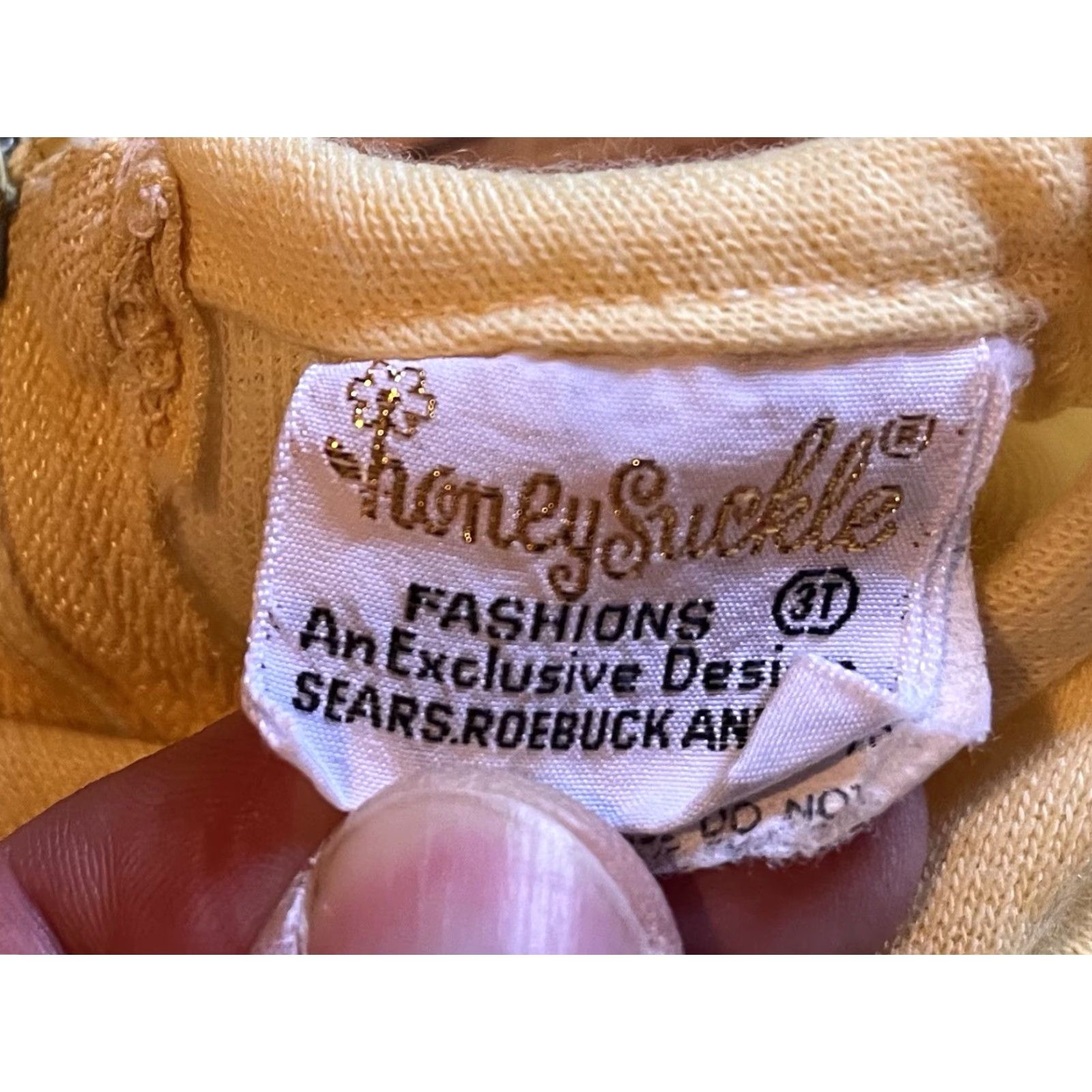 Sears VINTAGE Sears Honeysuckle Lion Mouse Dress Girl’s 3T Yellow 70s Size ONE SIZE - 3 Thumbnail
