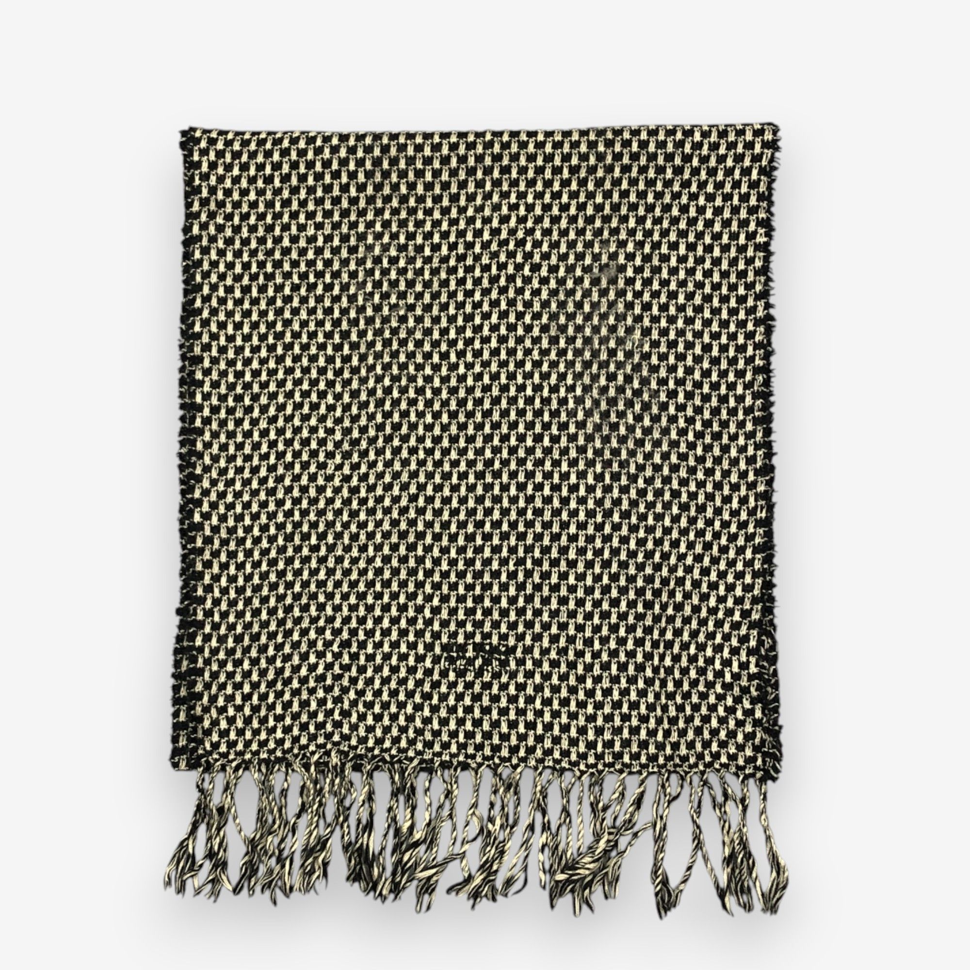Hugo Boss Vintage Hugo Boss Scarf Muffler Wool Winter Fringe Scarves Size ONE SIZE - 3 Thumbnail