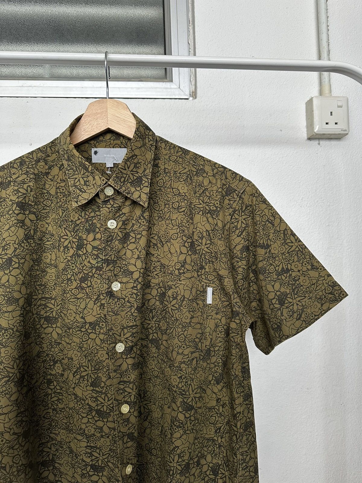 Devilock 1990's Devilock boxy shirt archive Size US M / EU 48-50 / 2 - 8 Thumbnail