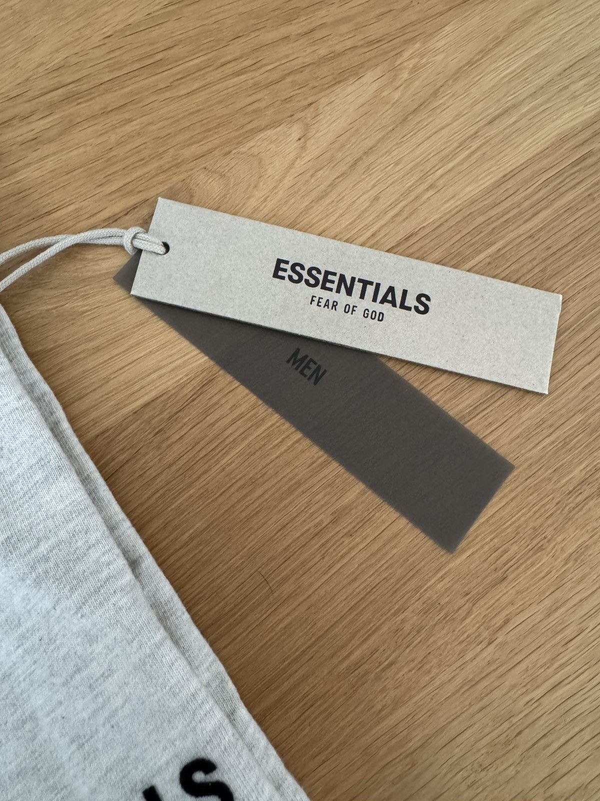 Fear of God Fear of God Essentials LIGHT OATMEAL Tee Size M BNWT Size US M / EU 48-50 / 2 - 8 Thumbnail