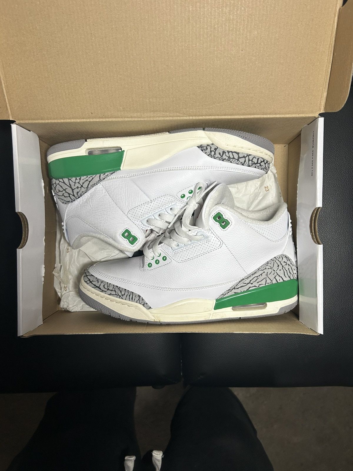 Jordan Brand Lucky green Jordan 3 (size 8.5 men) Size US 8.5 / EU 41-42 - 1 Thumbnail