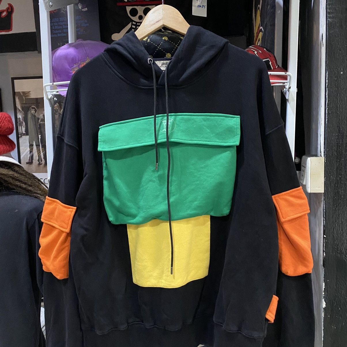 Burberry ♦️ Burberry London Patch Multi Pocket Hoodie Size US XL / EU 56 / 4 - 3 Thumbnail