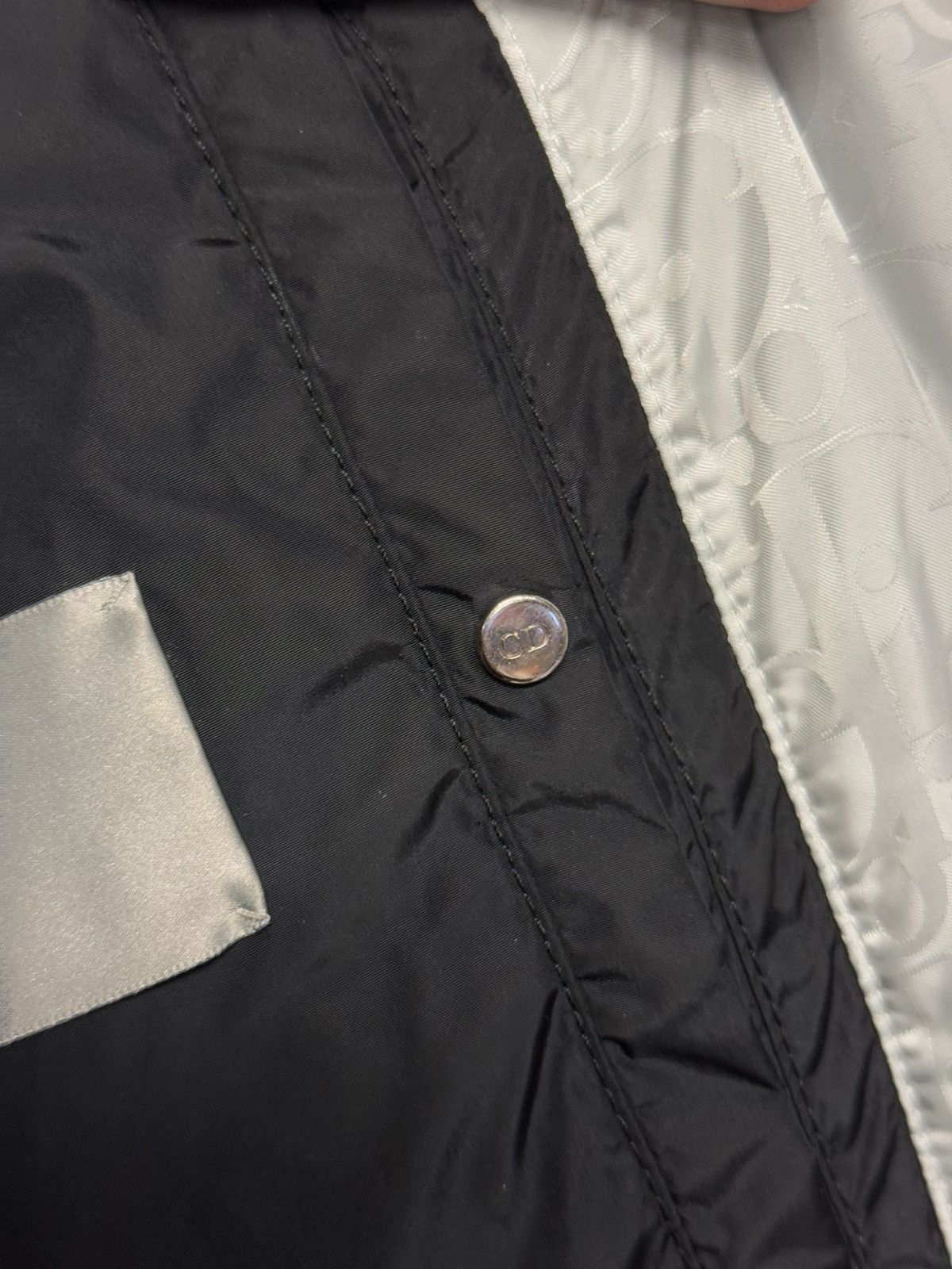 Dior Dior Oblique Down Puffer Jacket Size 54 Silver CLEAN Size US L / EU 52-54 / 3 - 14 Thumbnail