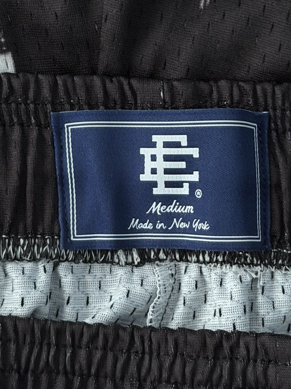 Eric Emanuel Eric Emanuel EE Basic NYC Skyline Shorts Black Size(M) Size US 32 / EU 48 - 3 Thumbnail