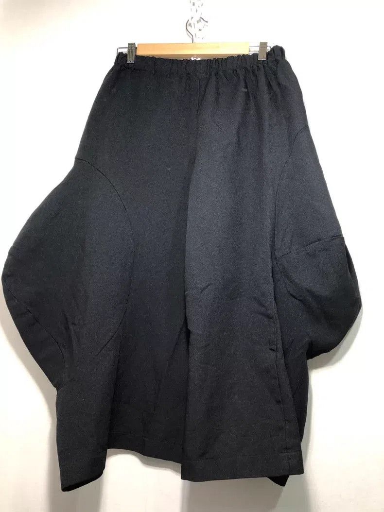 Comme des Garcons Comme Des Garcons size S Asymmetrical Wide Leg Pants Size 25" / US 0 / IT 36 - 2 Thumbnail