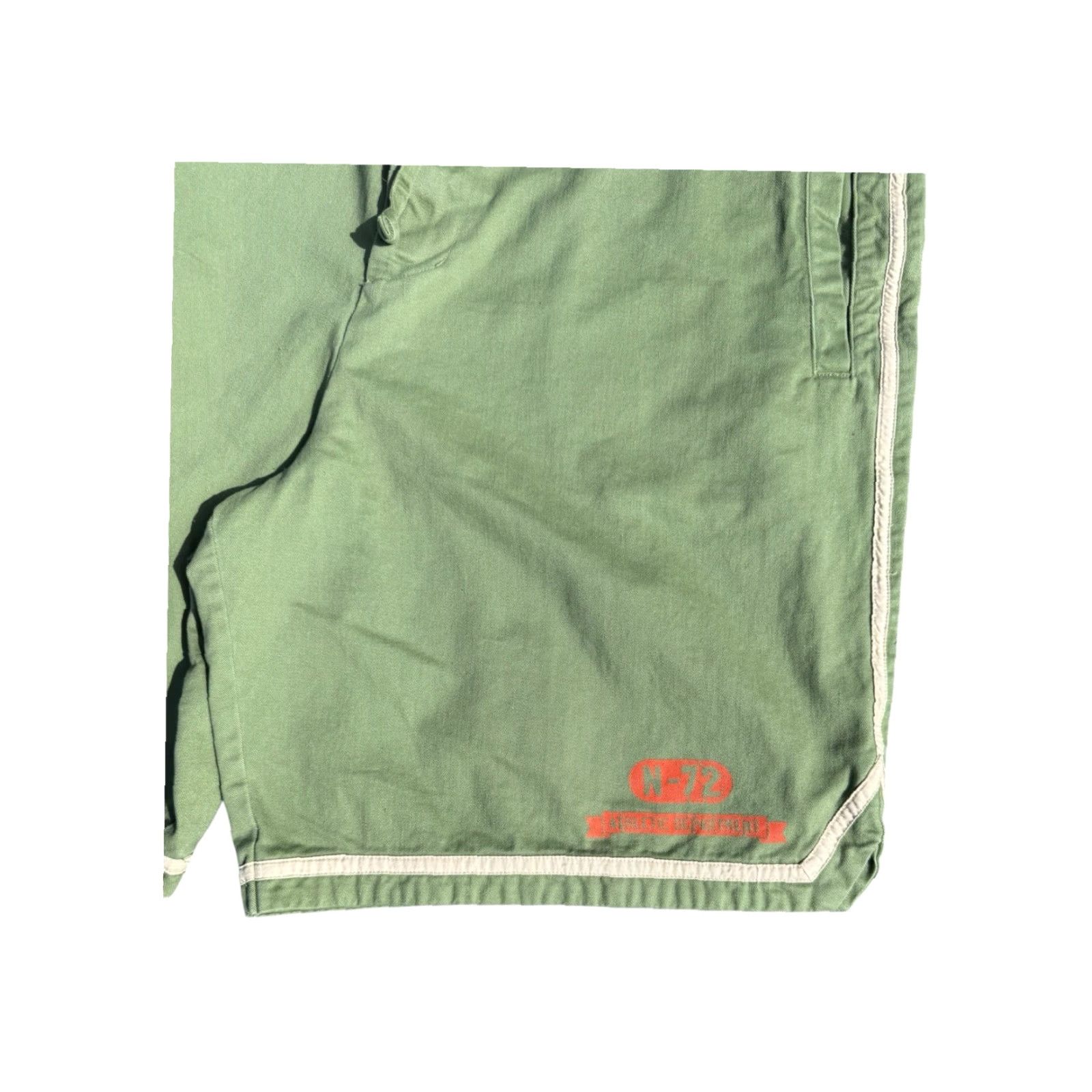 Nike VINTAGE Nike Y2K Olive Green Military Style Silver Tag Shorts XL RARE Men Athletic Military 2XL Silver Size US 39 - 3 Thumbnail